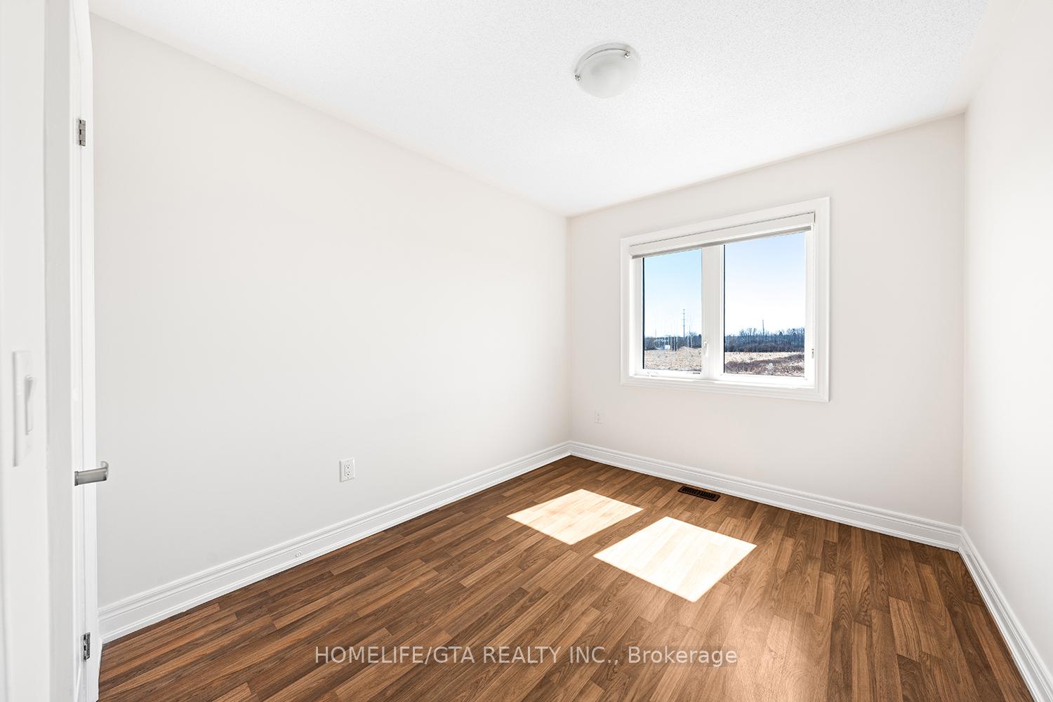 Photo 27 of 315 Atkinson Street, Clearview, Stayner — HOMEH