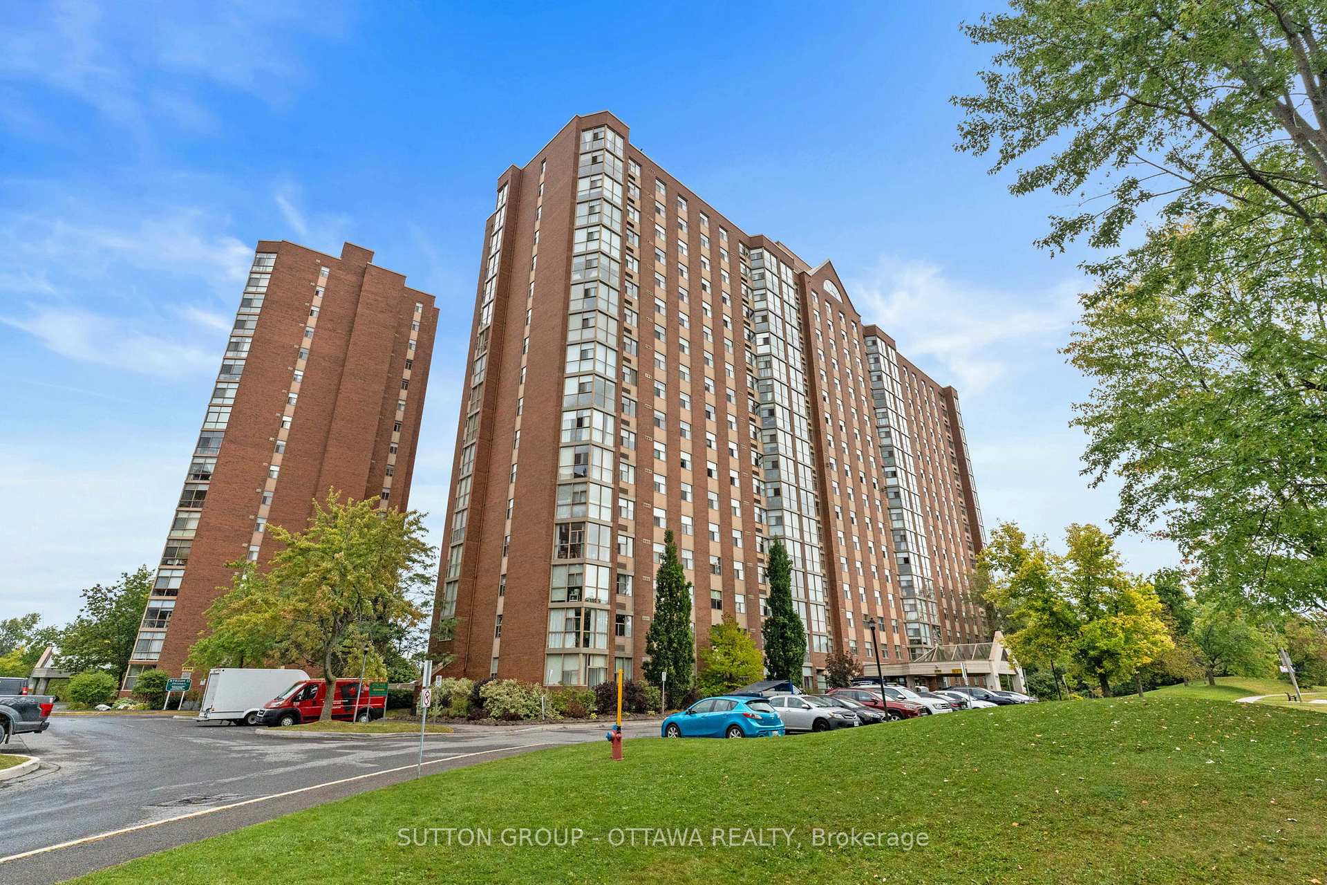 Front of Unit 1111, 2760 Carousel Crescent