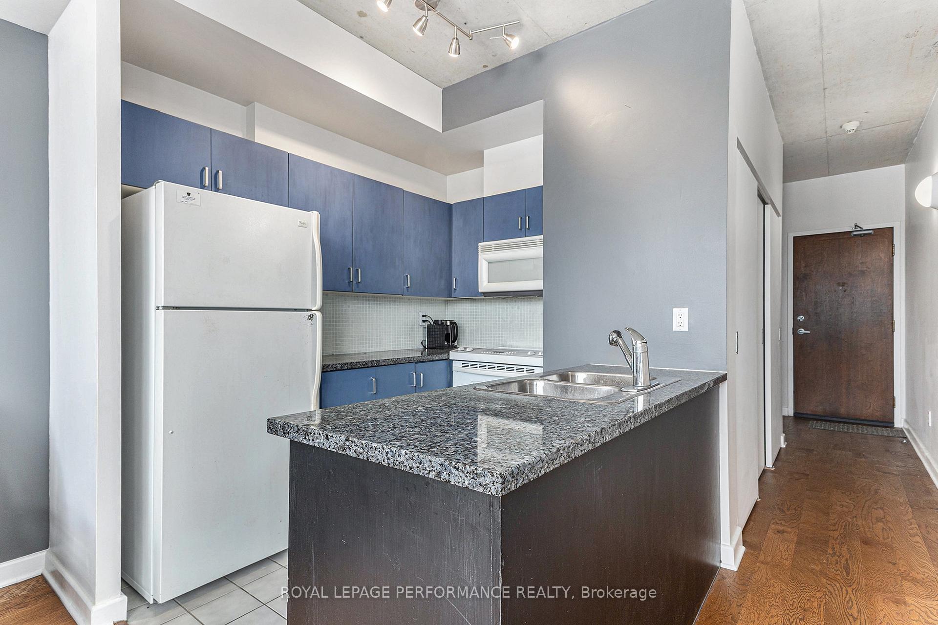 Photo 4 of Unit 302, 180 York Street, Ottawa, Lower Town/Byward Market — HOMEH