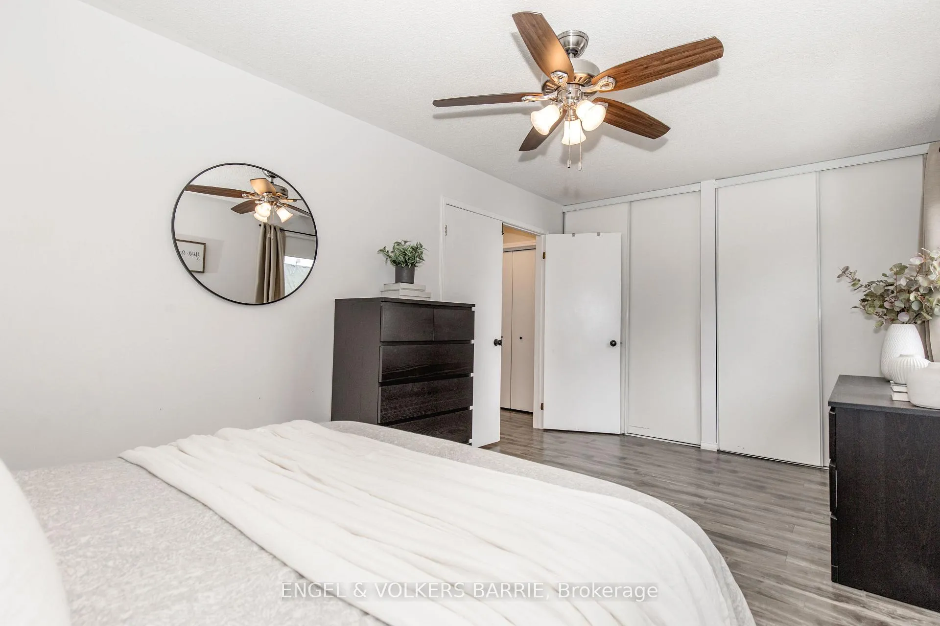 Photo 25 of 154 Pickett Crescent, Barrie, Painswick North — HOMEH