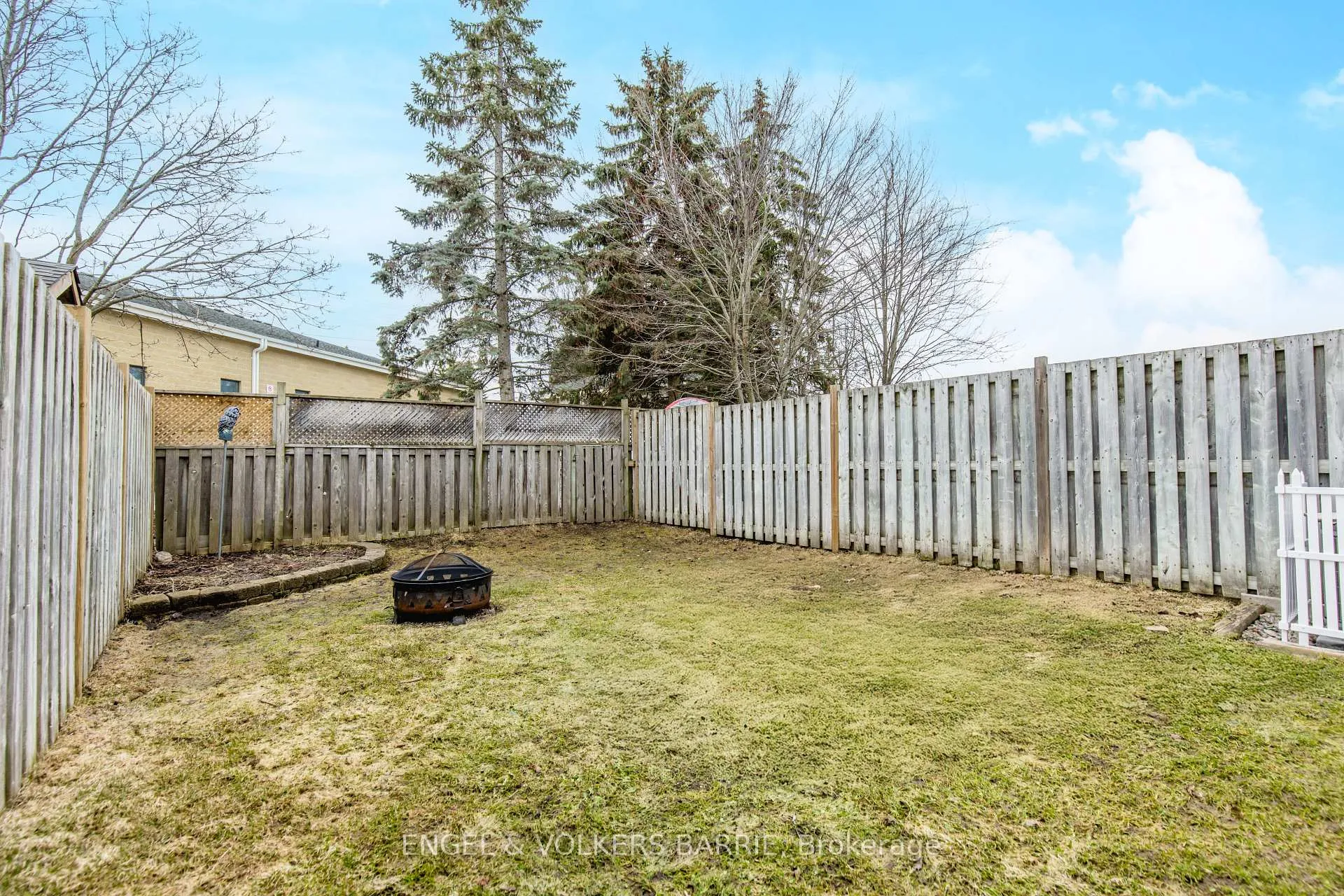 Photo 41 of 154 Pickett Crescent, Barrie, Painswick North — HOMEH
