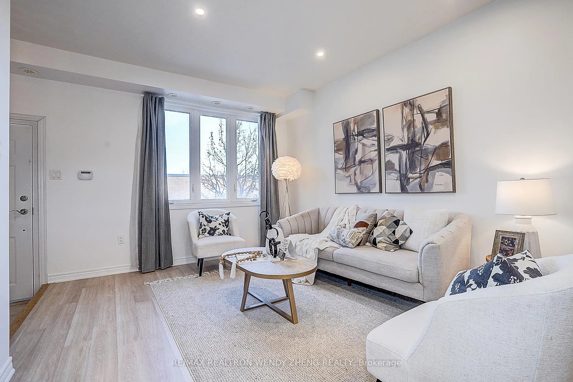 Photo 9 of 261 Aldergrove Drive, Markham, Milliken Mills East — HOMEH