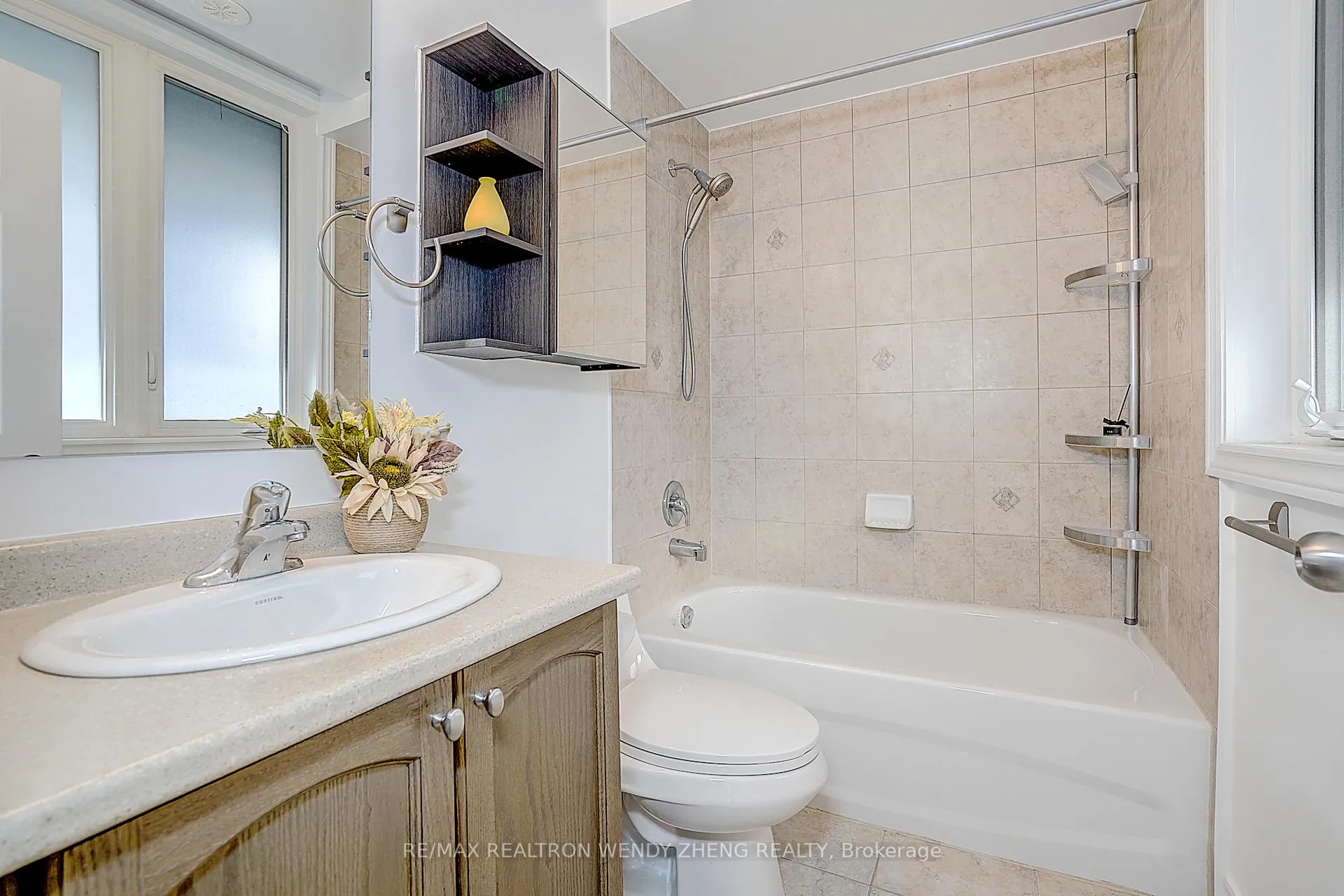 Photo 30 of 261 Aldergrove Drive, Markham, Milliken Mills East — HOMEH