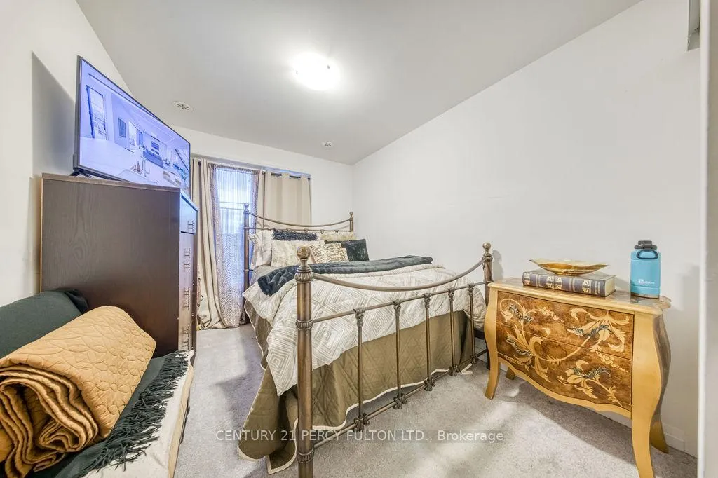 Photo 13 of Unit 702, 2635 William Jackson Drive, Pickering, Duffin Heights — HOMEH