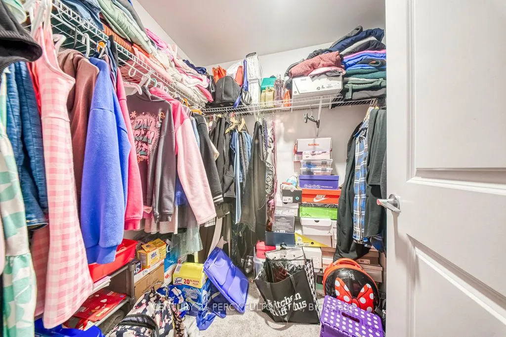 Photo 14 of Unit 702, 2635 William Jackson Drive, Pickering, Duffin Heights — HOMEH