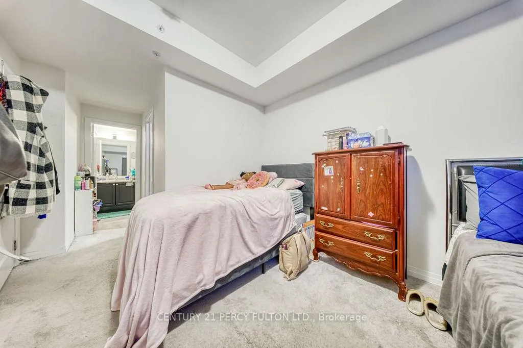 Photo 16 of Unit 702, 2635 William Jackson Drive, Pickering, Duffin Heights — HOMEH