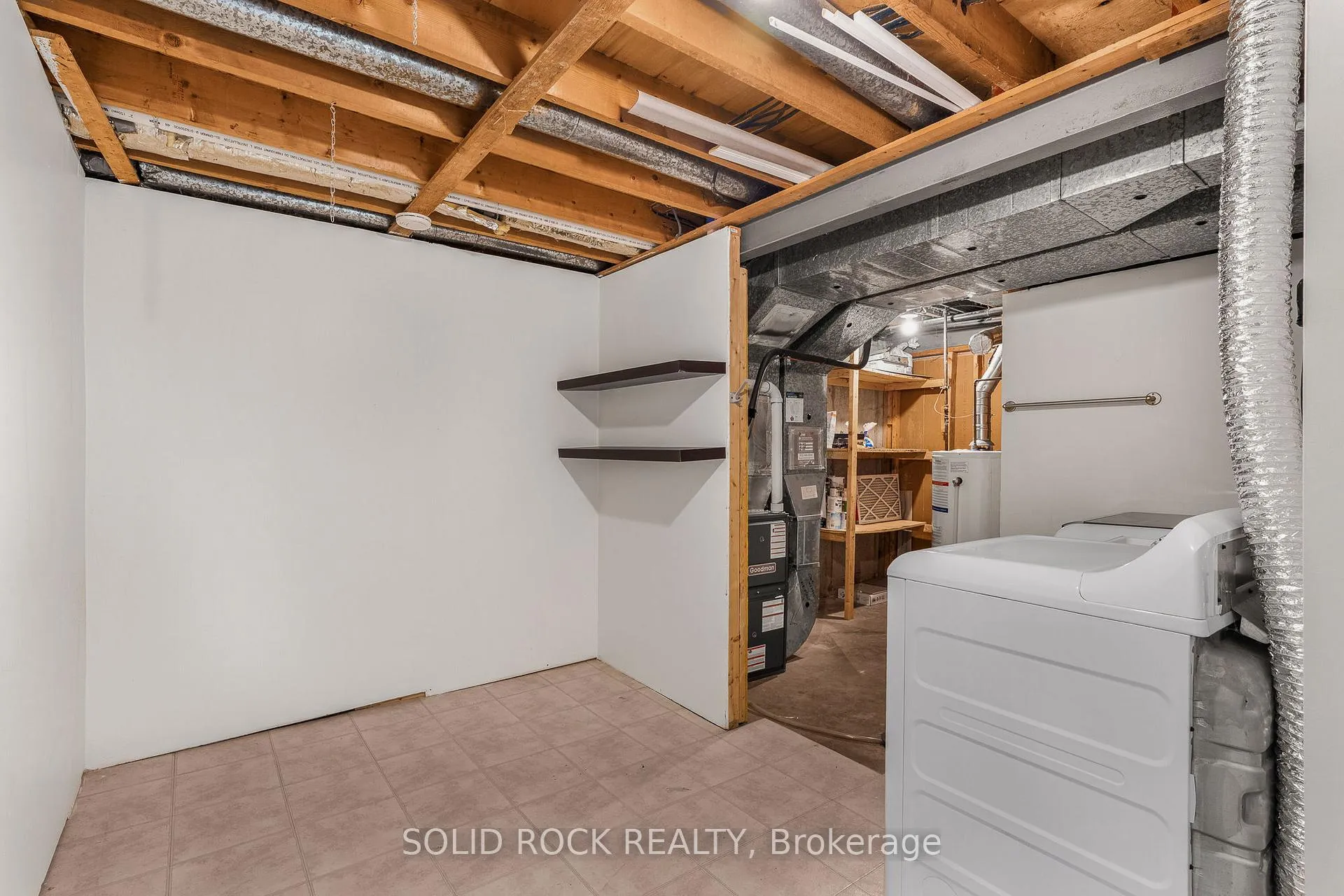 Photo 25 of 1394 Lassiter Terrace, Ottawa, Beaconwood — HOMEH