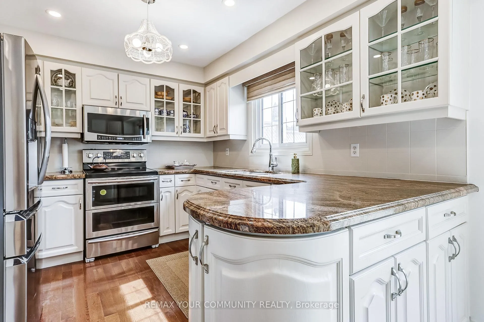 Photo 14 of 139 Larkin Avenue, Markham, Markham Village — HOMEH