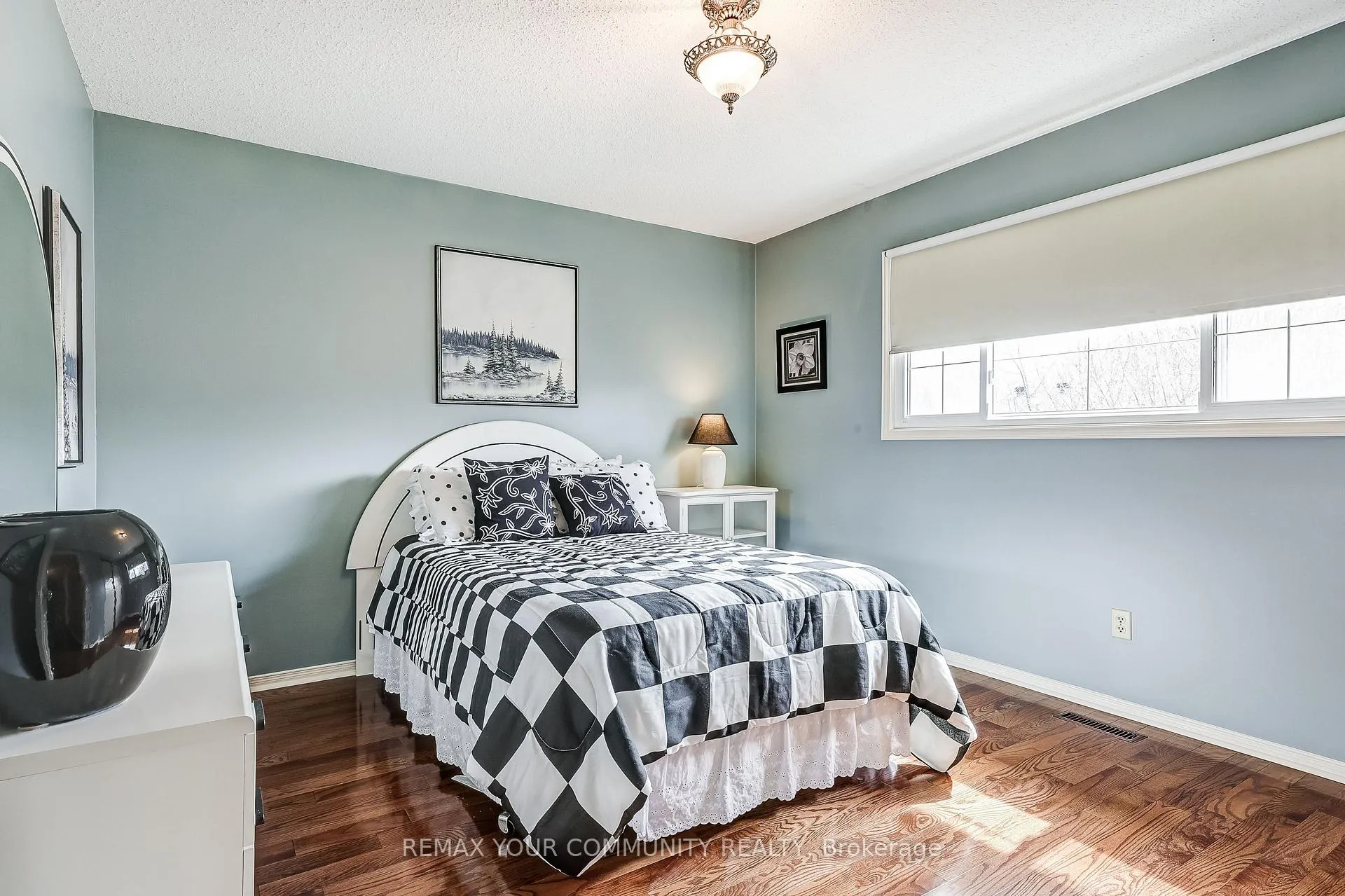Photo 29 of 139 Larkin Avenue, Markham, Markham Village — HOMEH