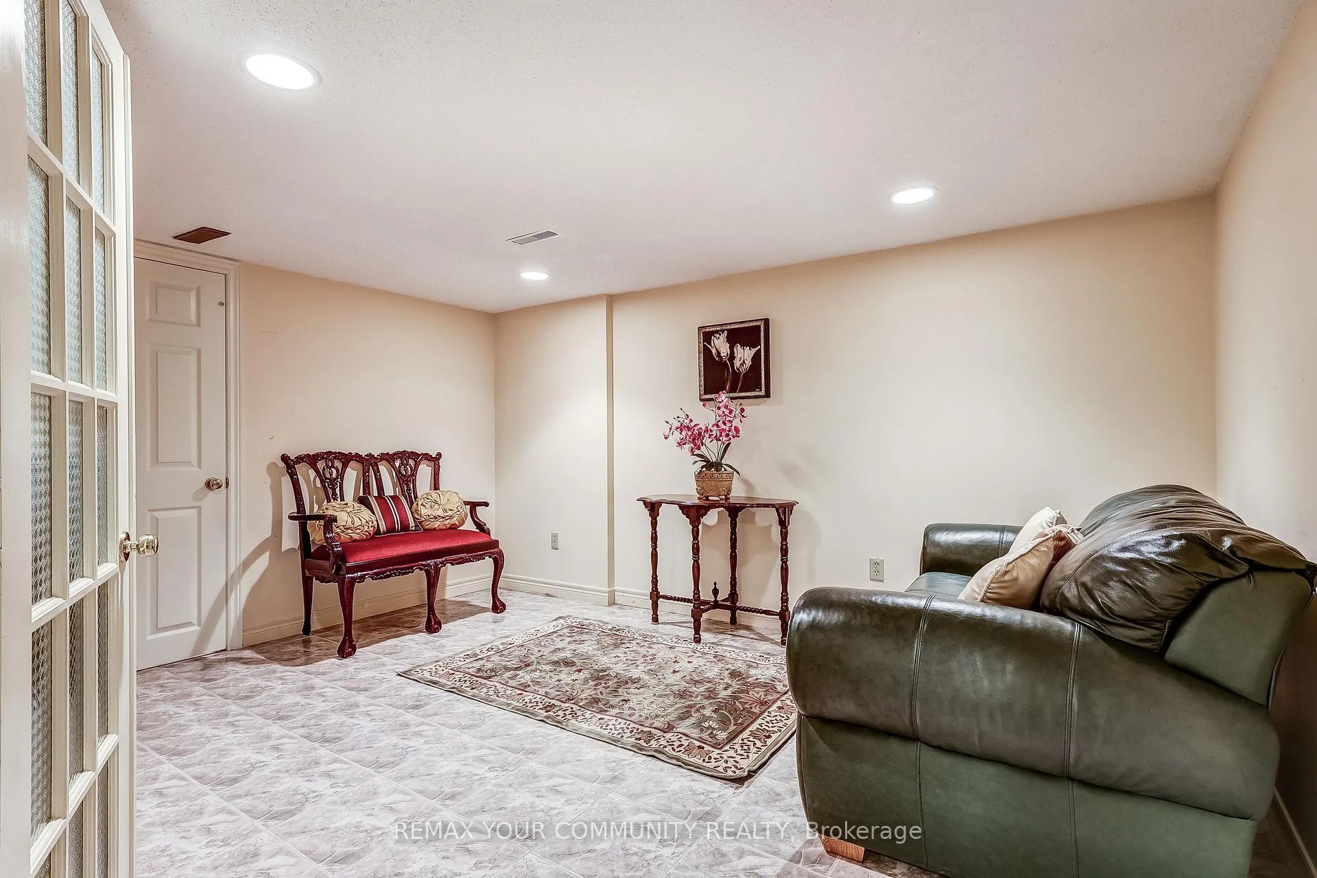 Photo 35 of 139 Larkin Avenue, Markham, Markham Village — HOMEH