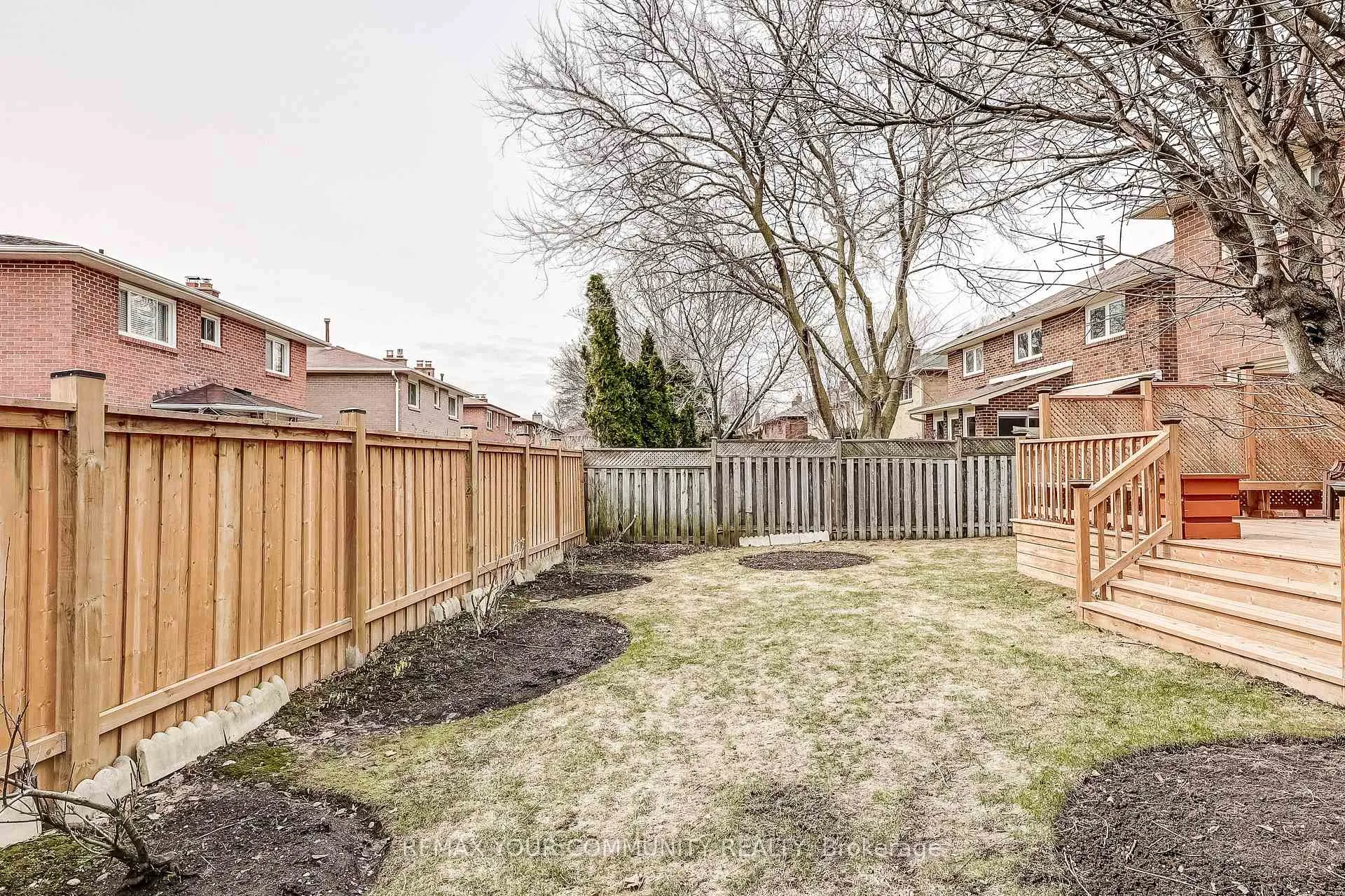 Photo 38 of 139 Larkin Avenue, Markham, Markham Village — HOMEH