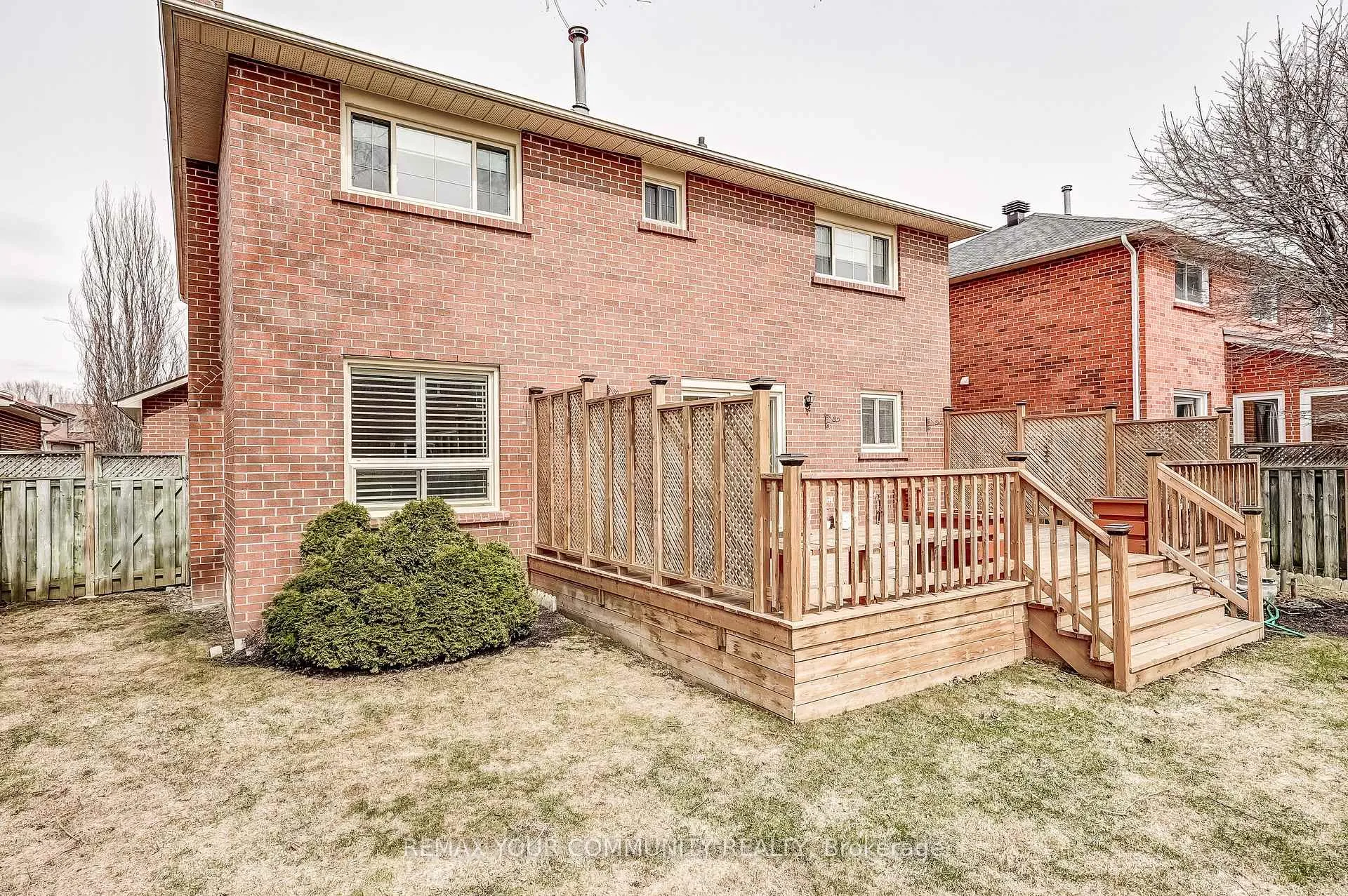 Photo 39 of 139 Larkin Avenue, Markham, Markham Village — HOMEH