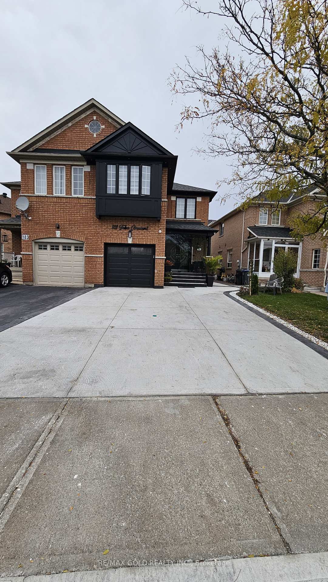Photo 1 of 181 Toba Crescent, Brampton, Heart Lake East — HOMEH