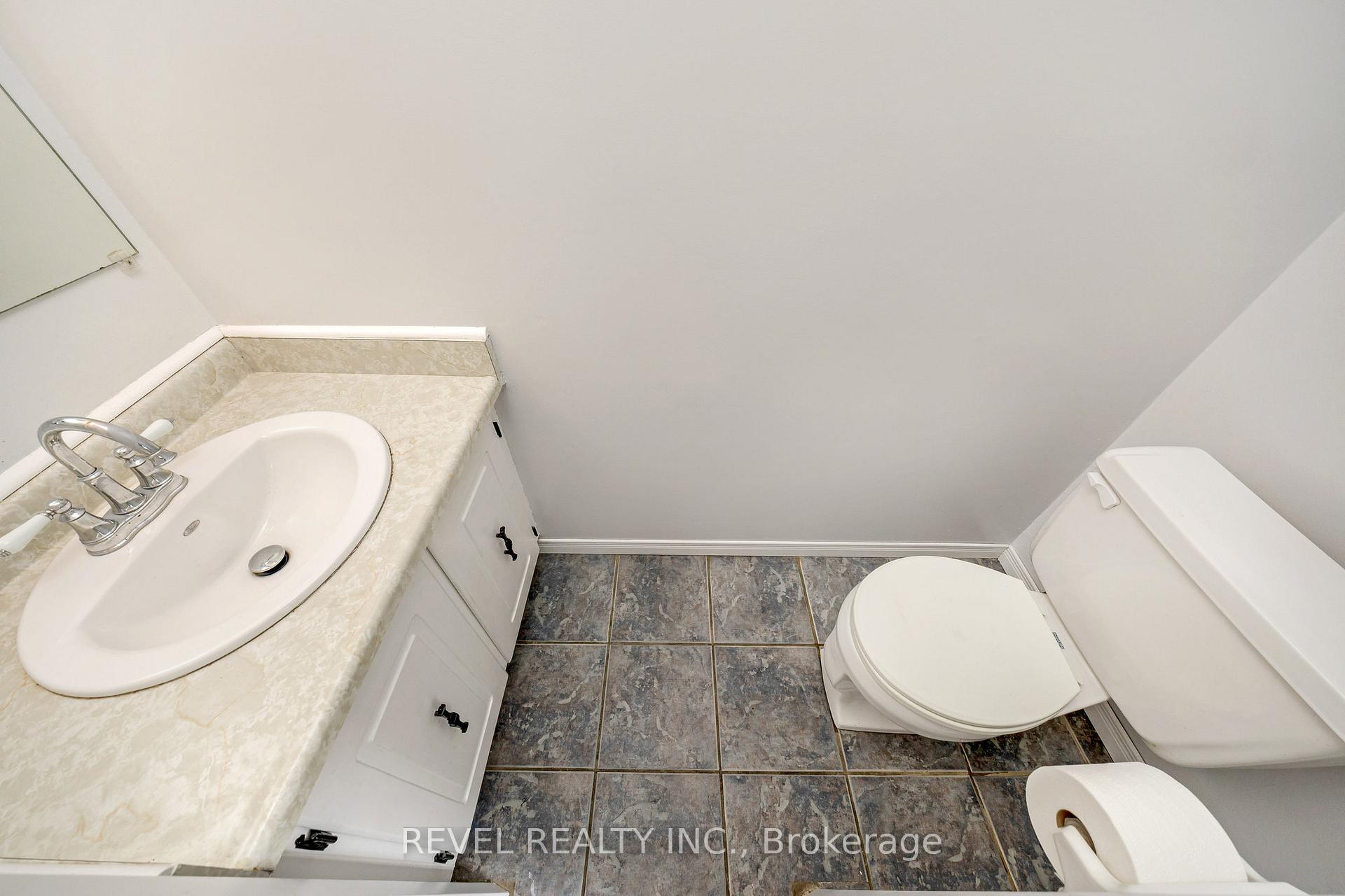 Photo 9 of Unit 34, 341 Wilson Drive, Milton, Dorset Park — HOMEH