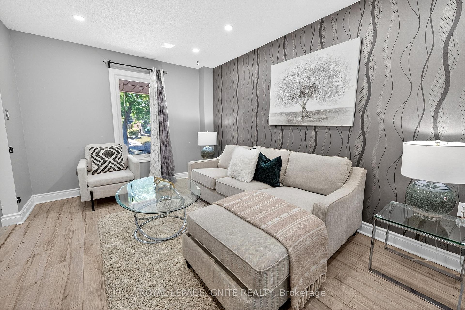 Photo 15 of 7 Ducatel Crescent, Ajax, Central — HOMEH