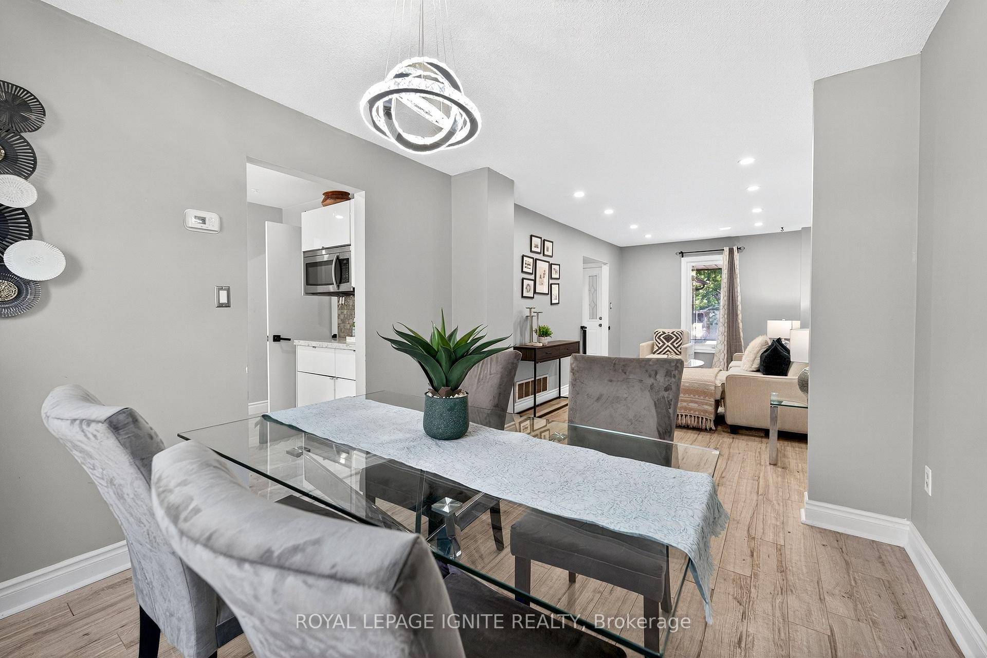 Photo 17 of 7 Ducatel Crescent, Ajax, Central — HOMEH