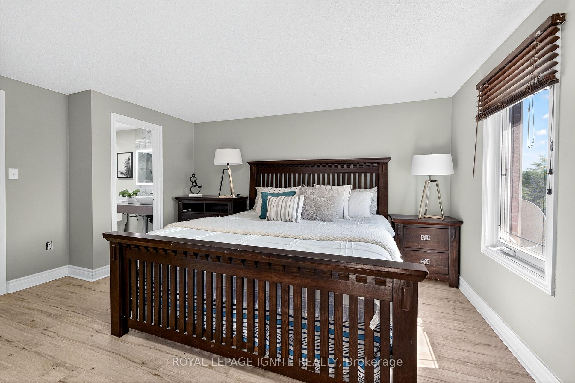 Photo 38 of 7 Ducatel Crescent, Ajax, Central — HOMEH