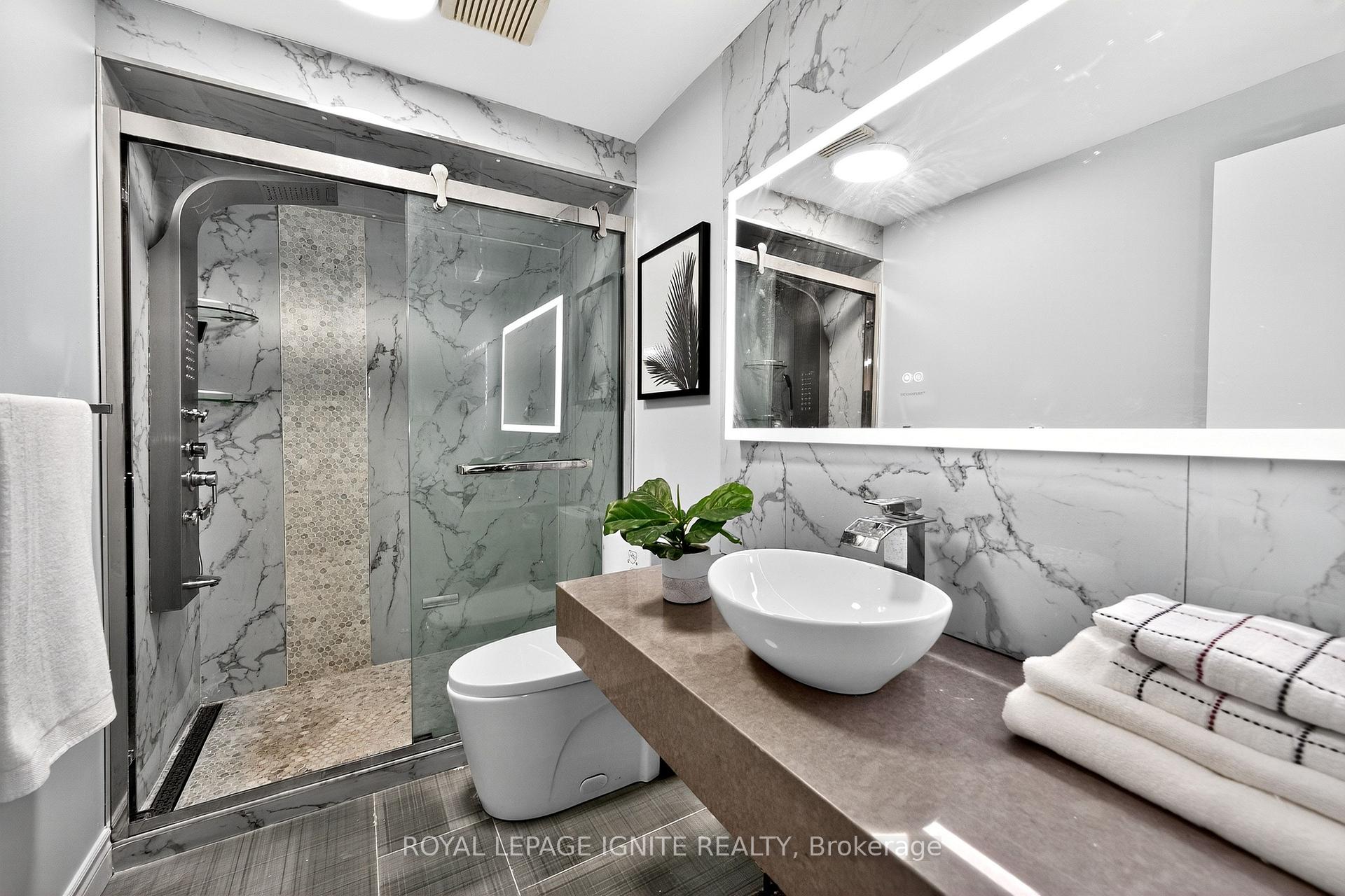 Photo 39 of 7 Ducatel Crescent, Ajax, Central — HOMEH