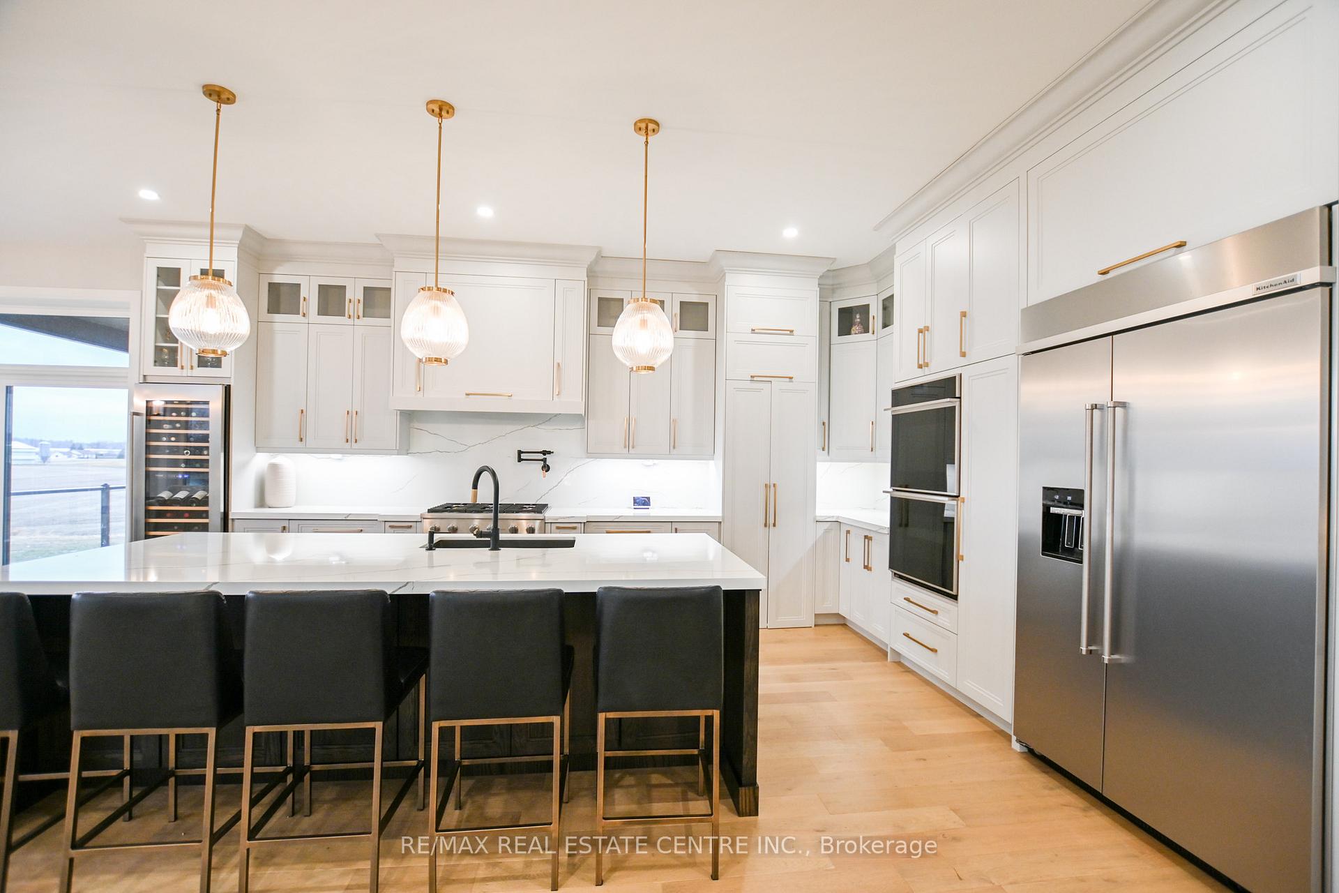 Photo 12 of Unit 1, 7330 Sunset Place, Grimsby, Grimsby Escarpment — HOMEH