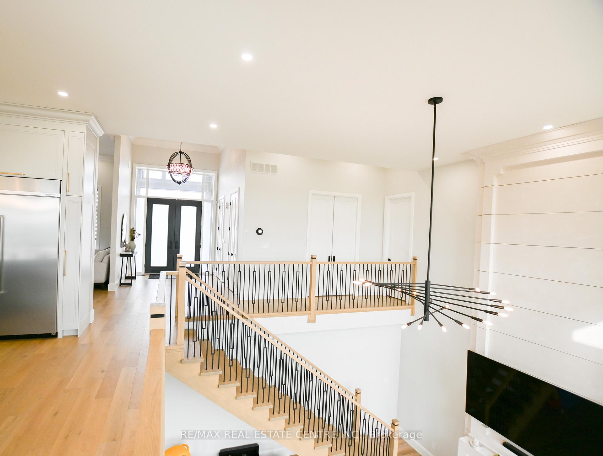 Photo 14 of Unit 1, 7330 Sunset Place, Grimsby, Grimsby Escarpment — HOMEH