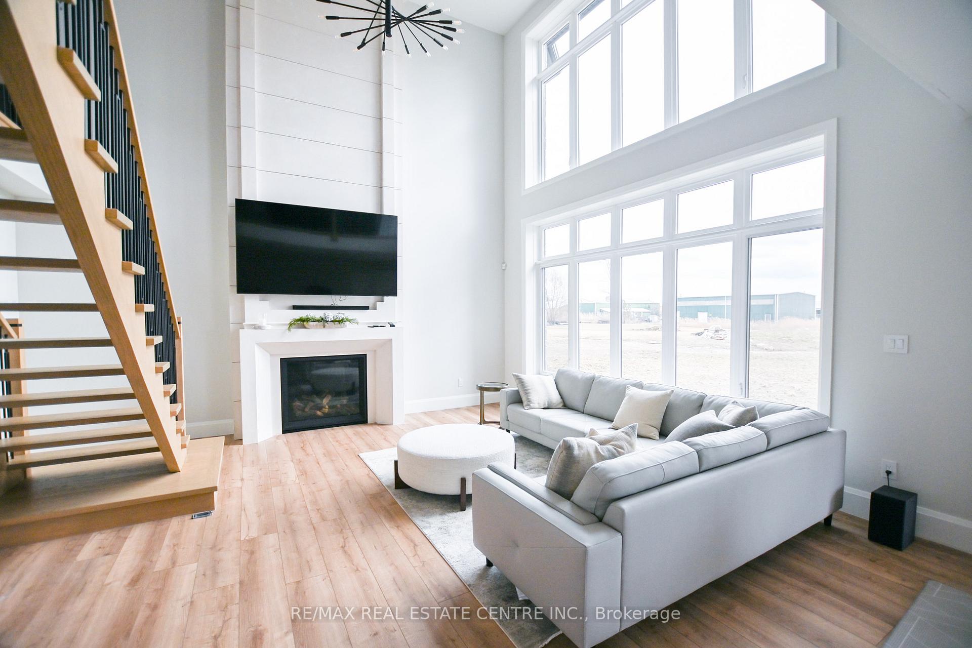 Photo 37 of Unit 1, 7330 Sunset Place, Grimsby, Grimsby Escarpment — HOMEH