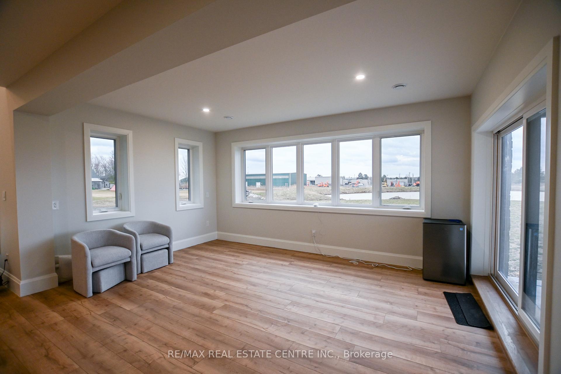 Photo 42 of Unit 1, 7330 Sunset Place, Grimsby, Grimsby Escarpment — HOMEH