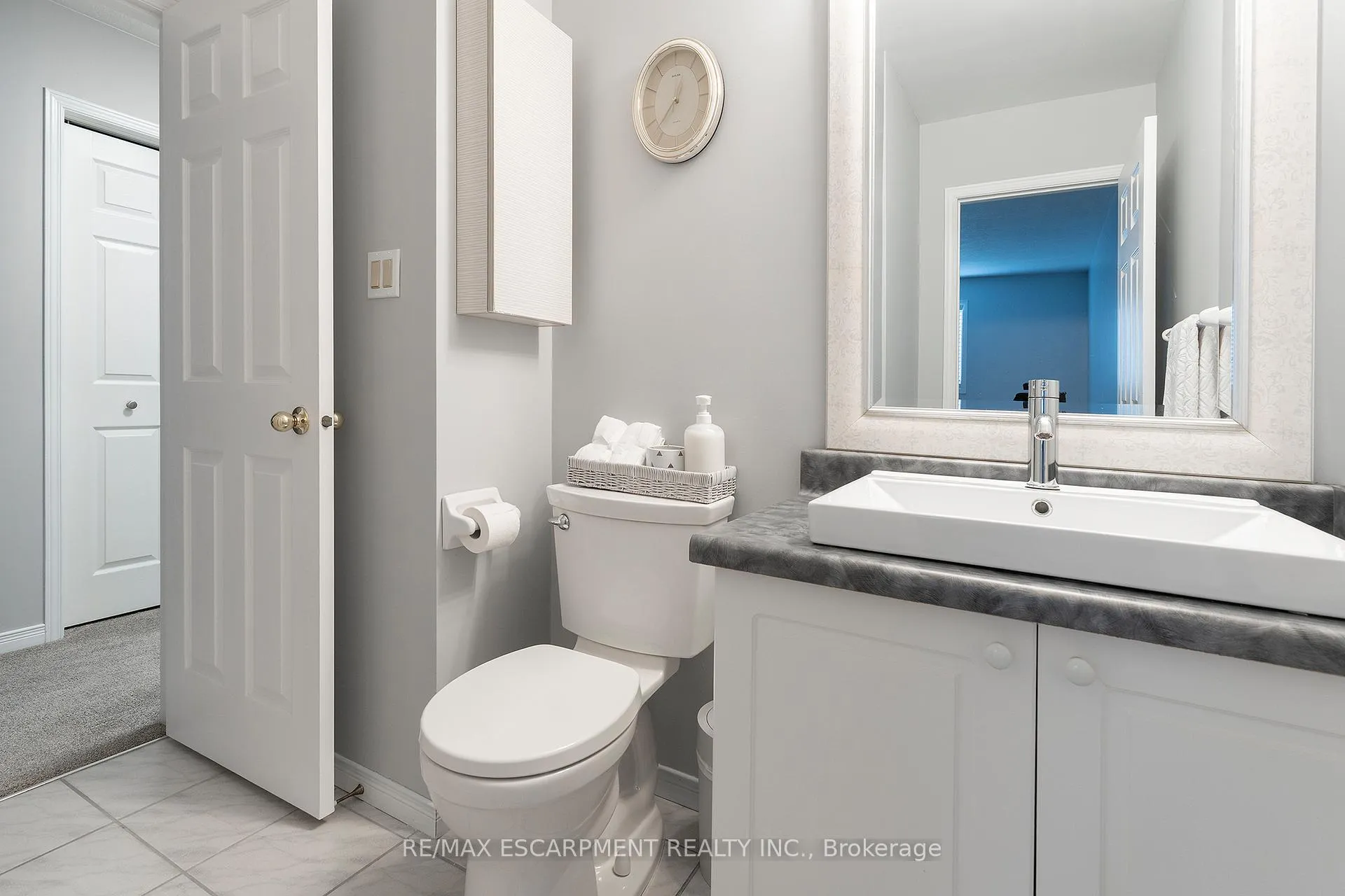 Photo 11 of Unit 10, 1523 Upper Gage Avenue, Hamilton, Templemead — HOMEH