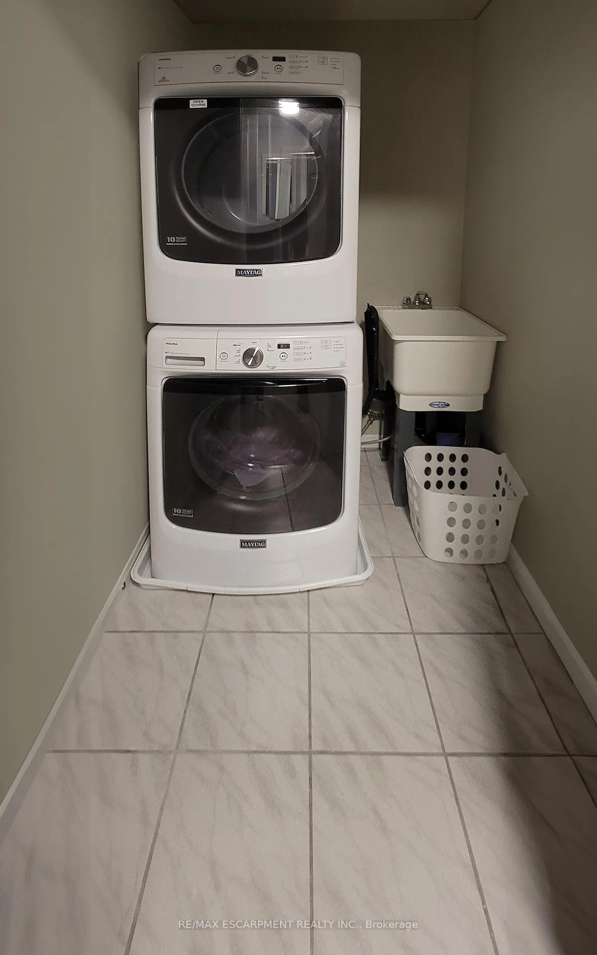 Photo 15 of Unit 10, 1523 Upper Gage Avenue, Hamilton, Templemead — HOMEH