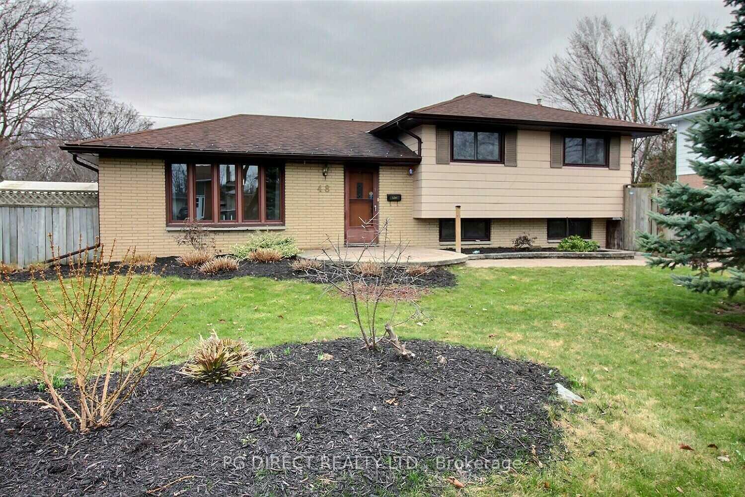 Front of 48 Janlyn Crescent