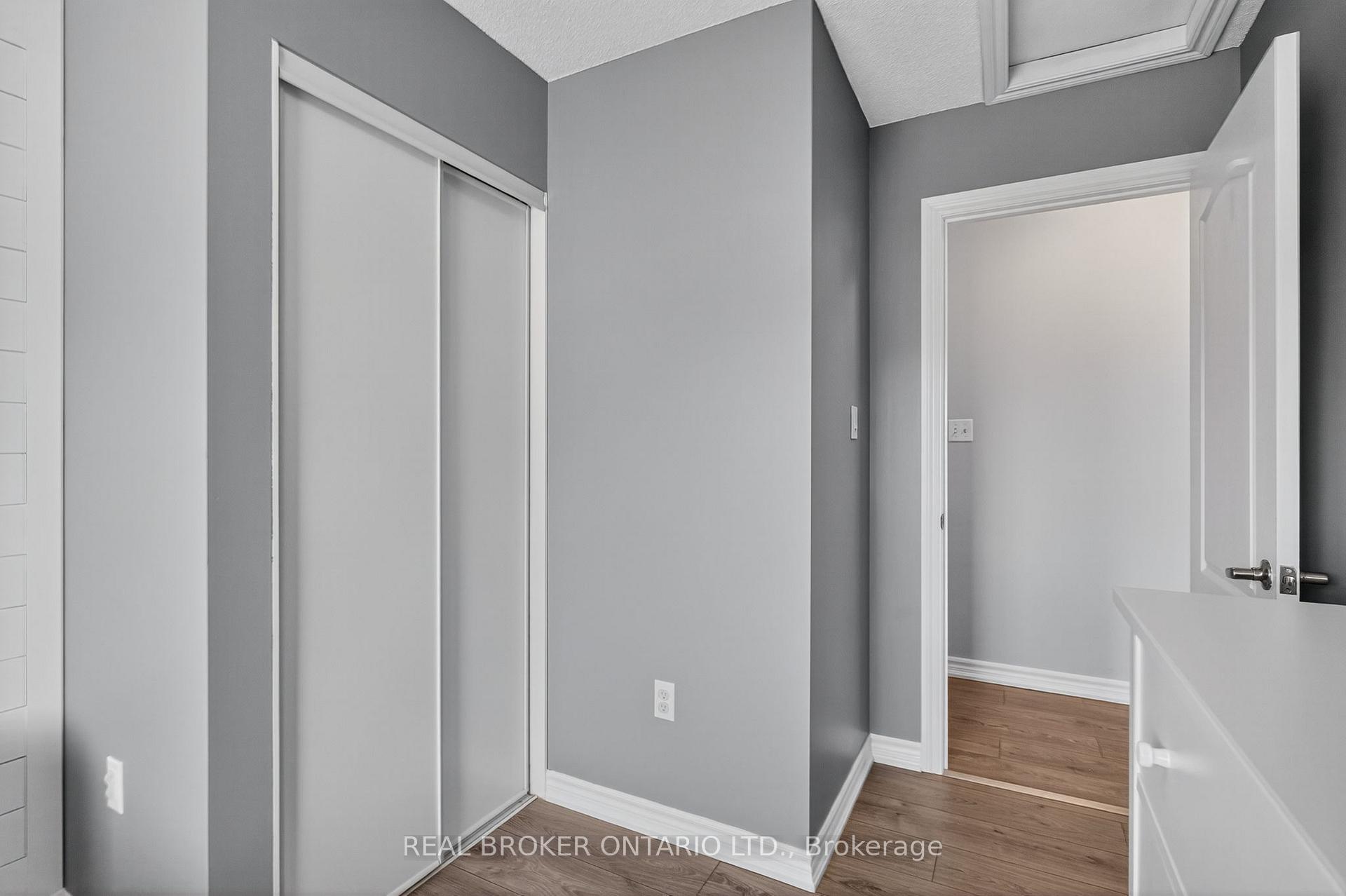 Photo 23 of 36 Southwoods Crescent, Barrie, Holly — HOMEH