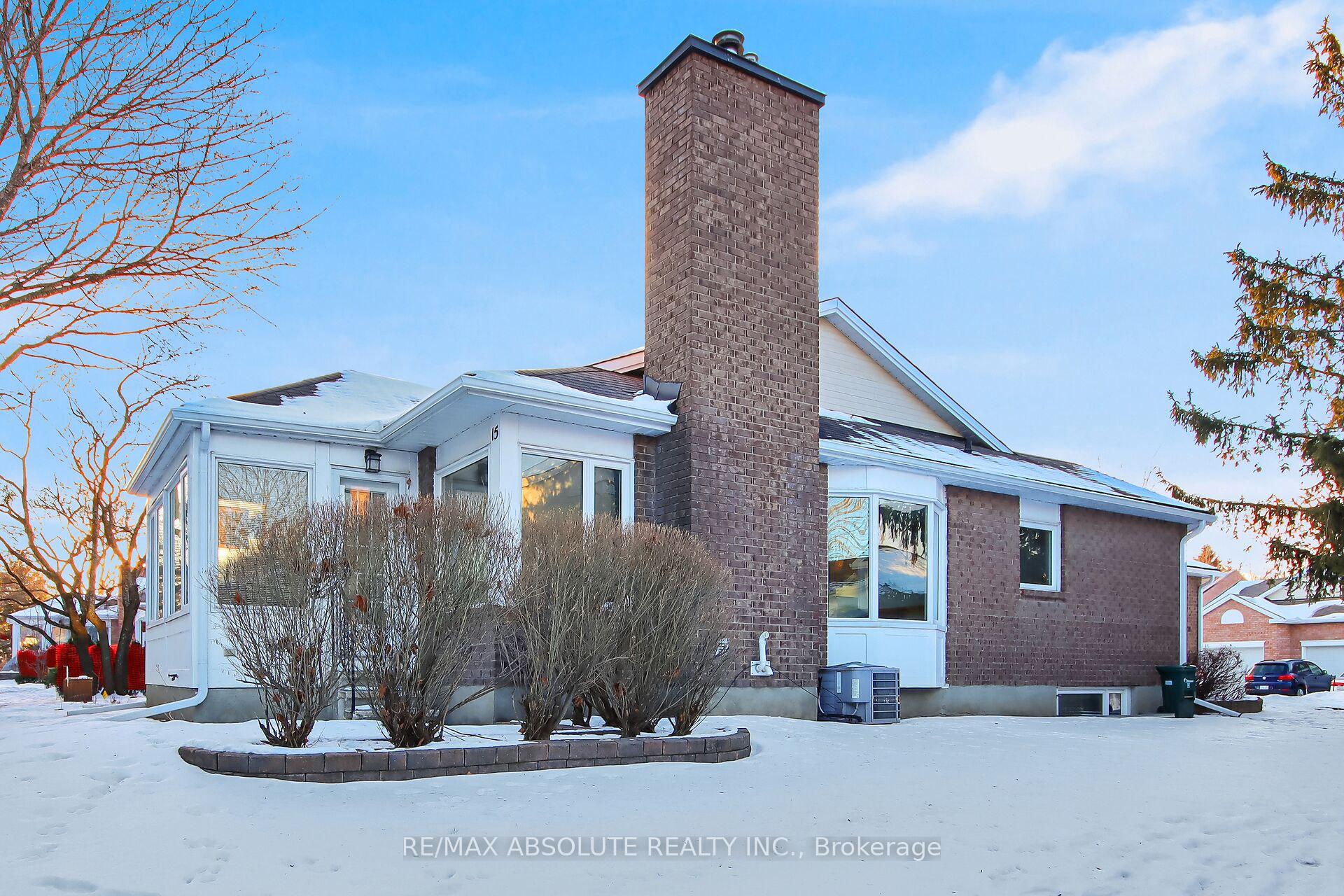 Photo 2 of 15 Pine Needles Court, Ottawa, Stittsville (Central) — HOMEH