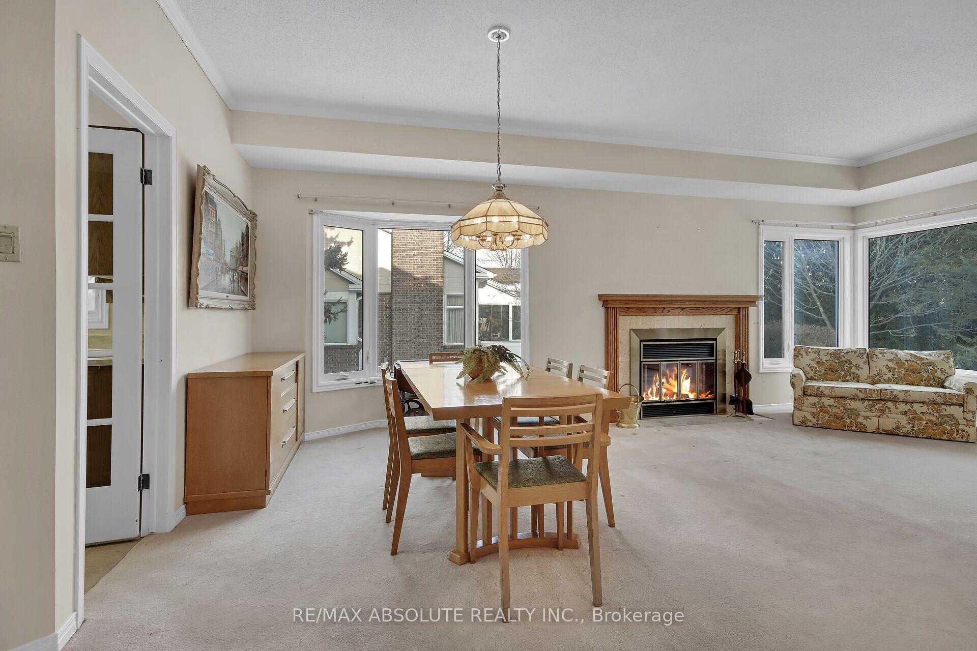 Photo 8 of 15 Pine Needles Court, Ottawa, Stittsville (Central) — HOMEH