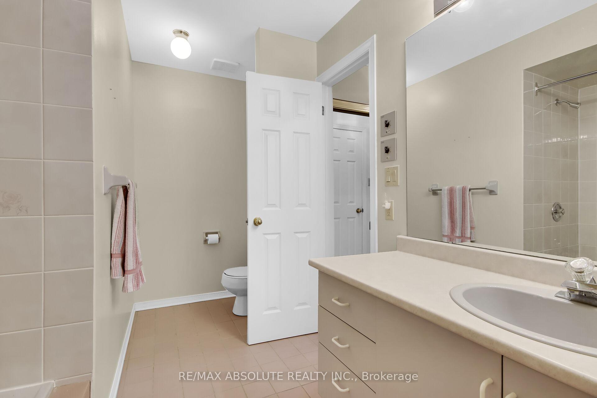 Photo 26 of 15 Pine Needles Court, Ottawa, Stittsville (Central) — HOMEH