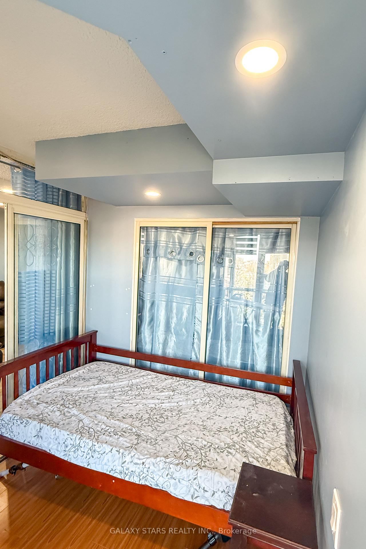 Photo 10 of Unit 708, 2460 Eglinton Avenue E, Scarborough, Eglinton East — HOMEH