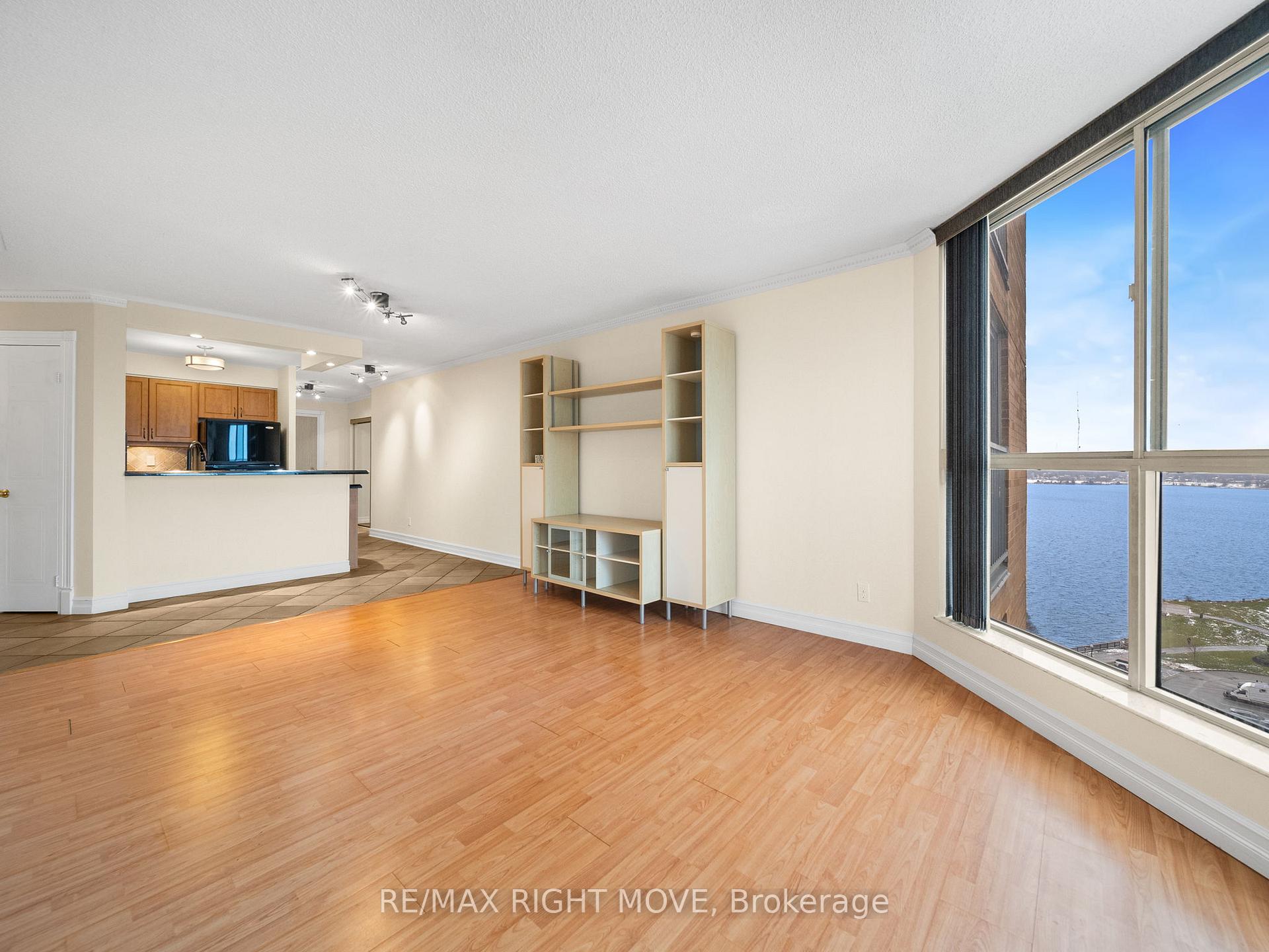 Photo 13 of Unit 1103, 140 Dunlop Street E, Barrie, City Centre — HOMEH