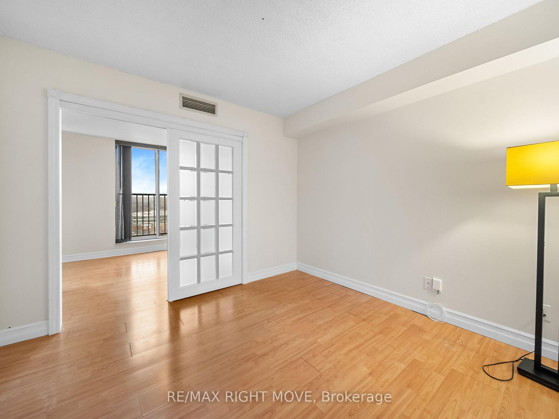 Photo 19 of Unit 1103, 140 Dunlop Street E, Barrie, City Centre — HOMEH