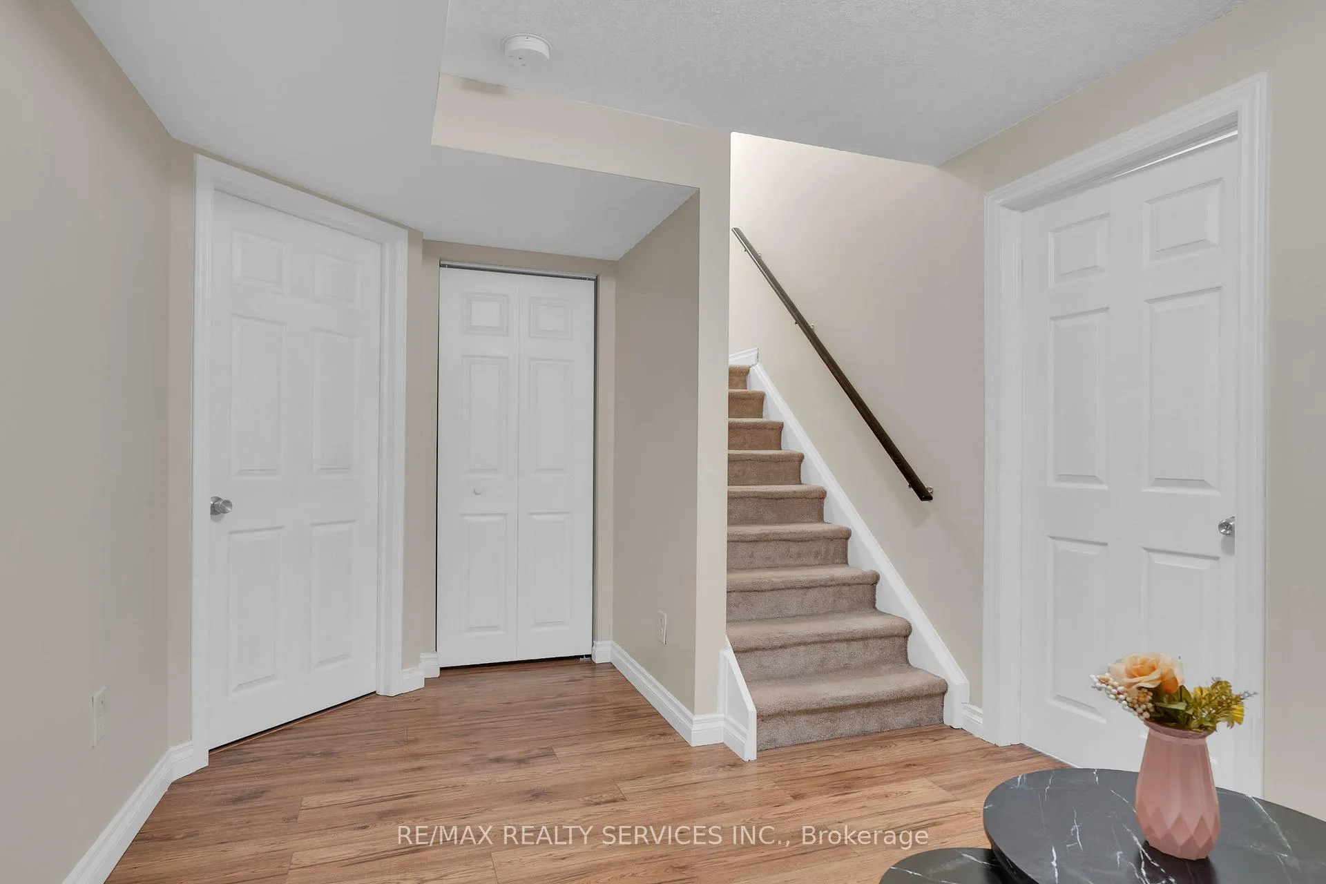 Photo 29 of 36 Fallowfield Drive, Kitchener — HOMEH