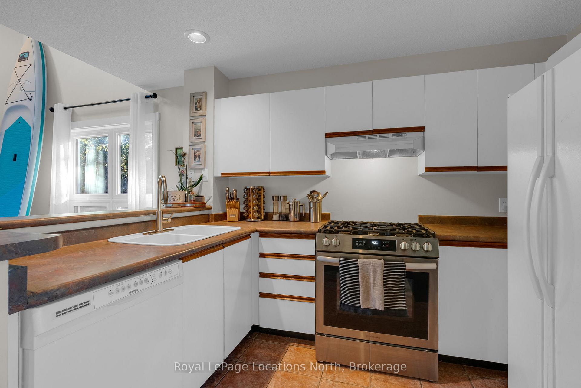 Photo 10 of Unit 180, 49 Trott Boulevard, Collingwood — HOMEH