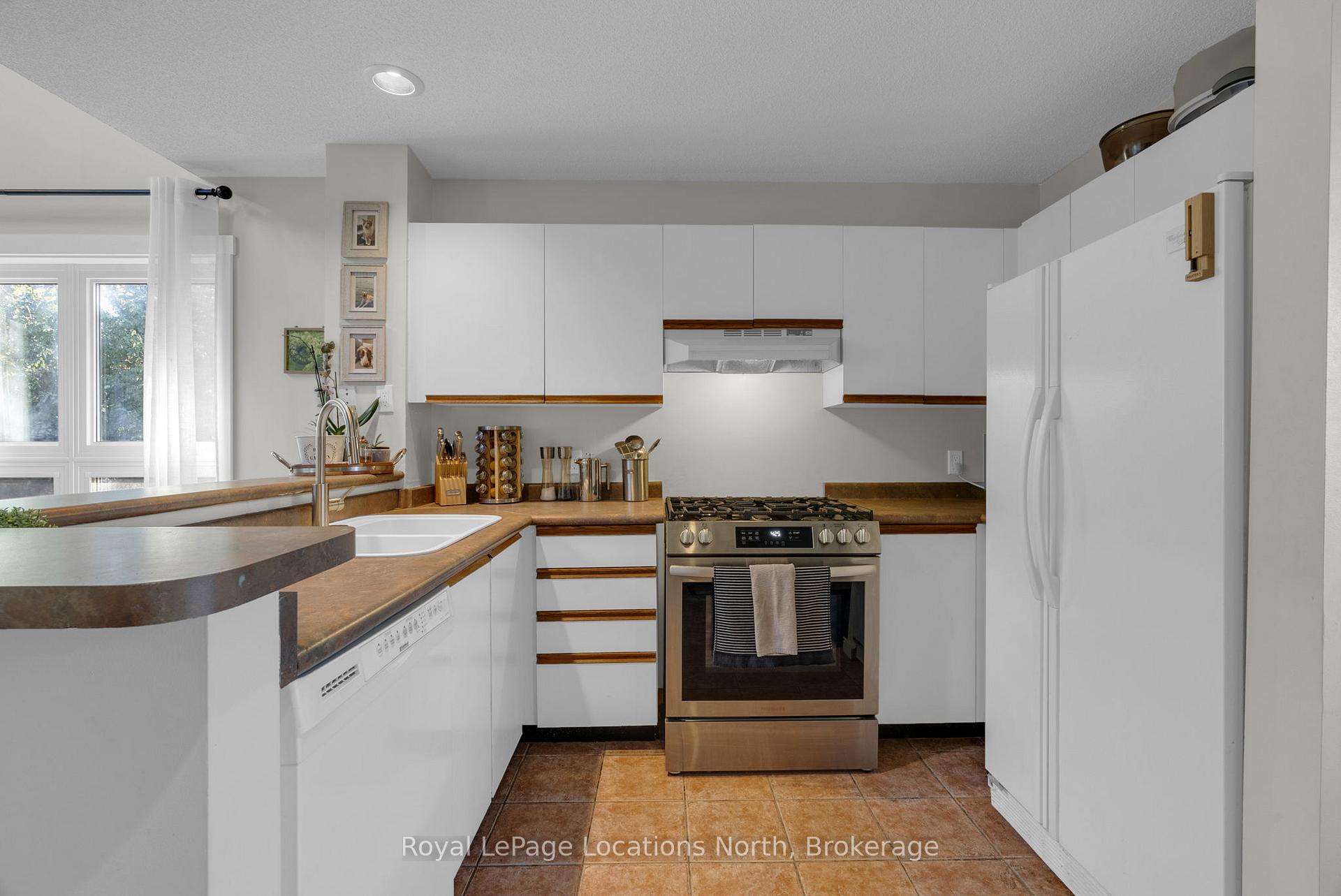 Photo 11 of Unit 180, 49 Trott Boulevard, Collingwood — HOMEH