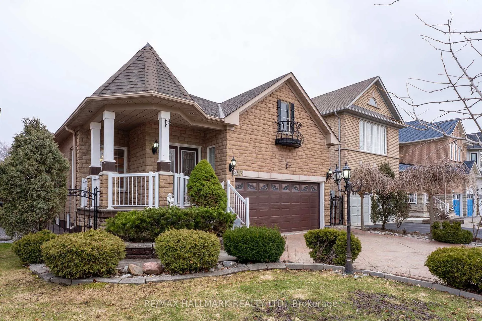 Photo 1 of 13 Briar Path Lane, Markham, Berczy — HOMEH