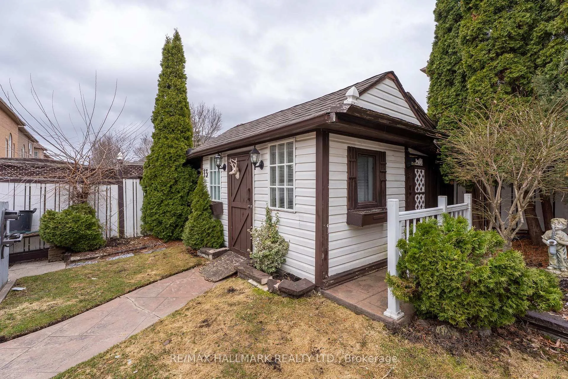 Photo 32 of 13 Briar Path Lane, Markham, Berczy — HOMEH
