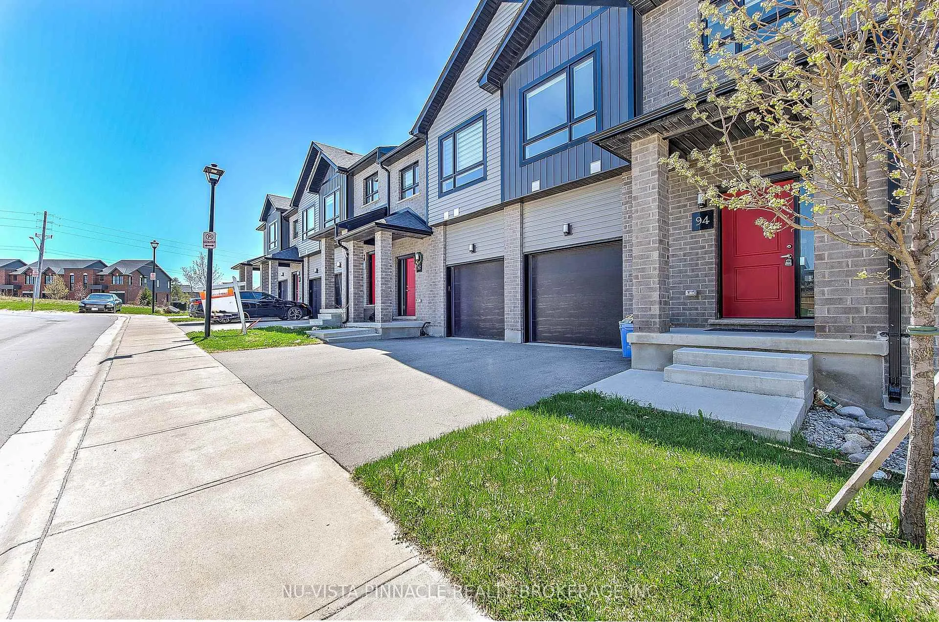 Photo 2 of Unit 92, 1820 Canvas Way, London, North B — HOMEH