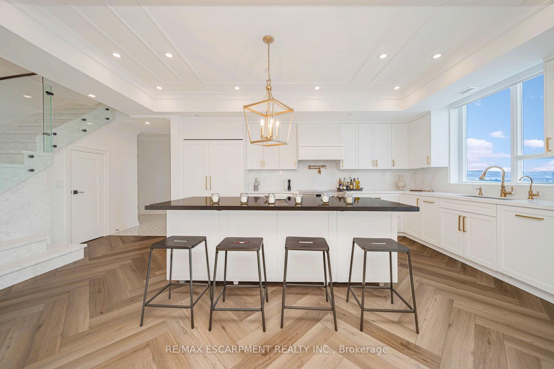 Photo 13 of Unit 905, 16 Concord Place, Grimsby, Grimsby Beach — HOMEH