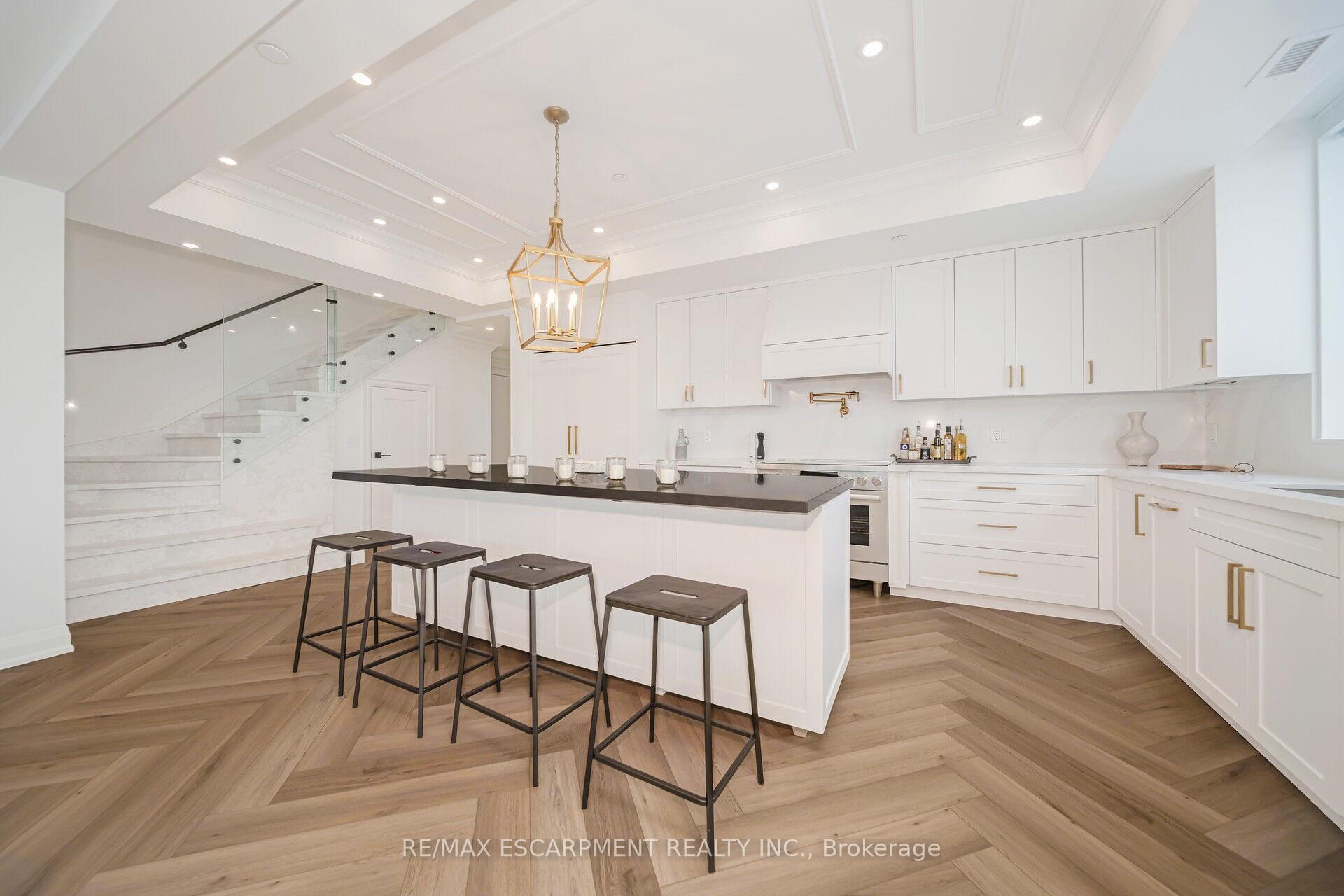 Photo 14 of Unit 905, 16 Concord Place, Grimsby, Grimsby Beach — HOMEH