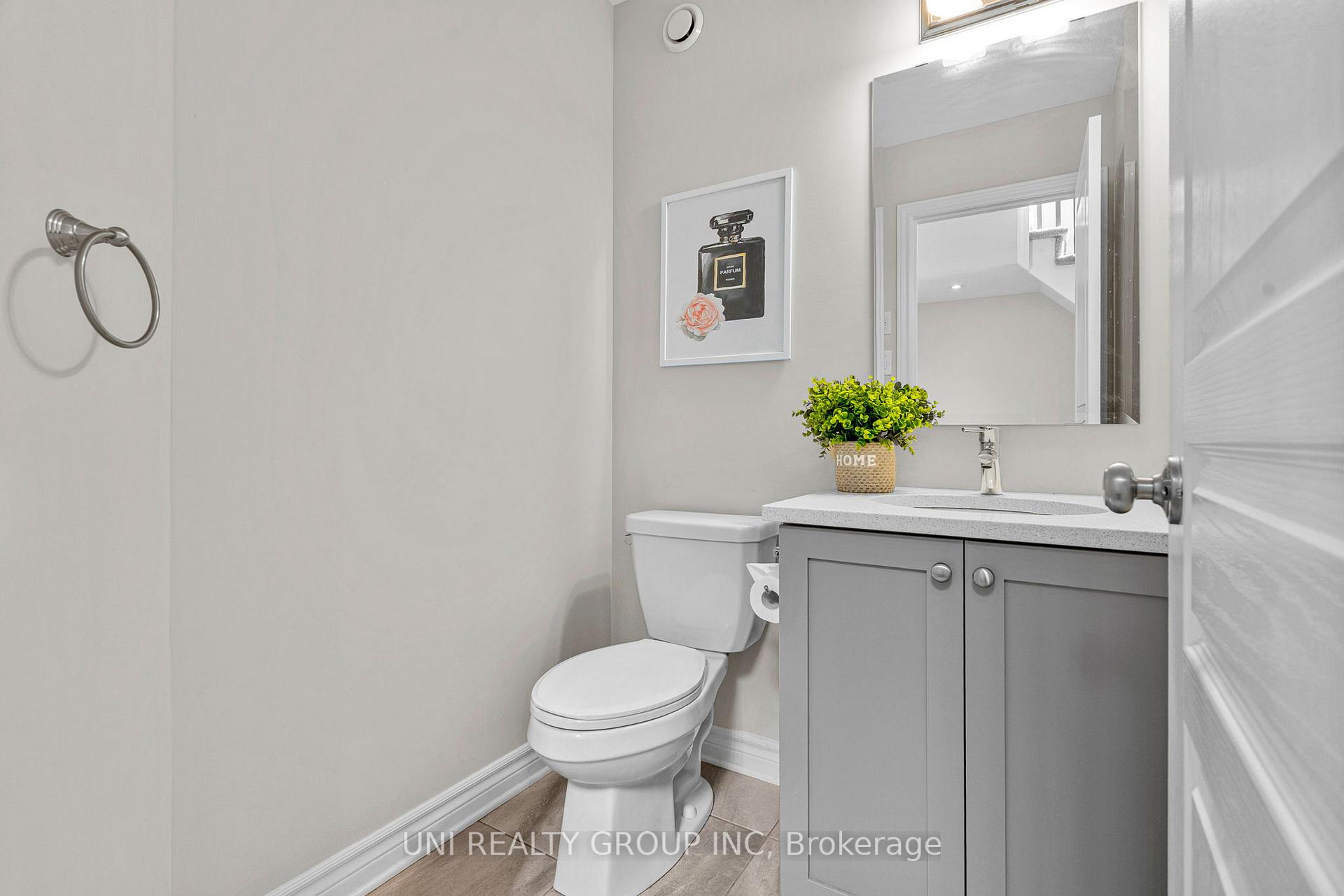 Photo 5 of 245 Dolce Crescent, Ottawa, Riverside South/Gloucester Glen — HOMEH