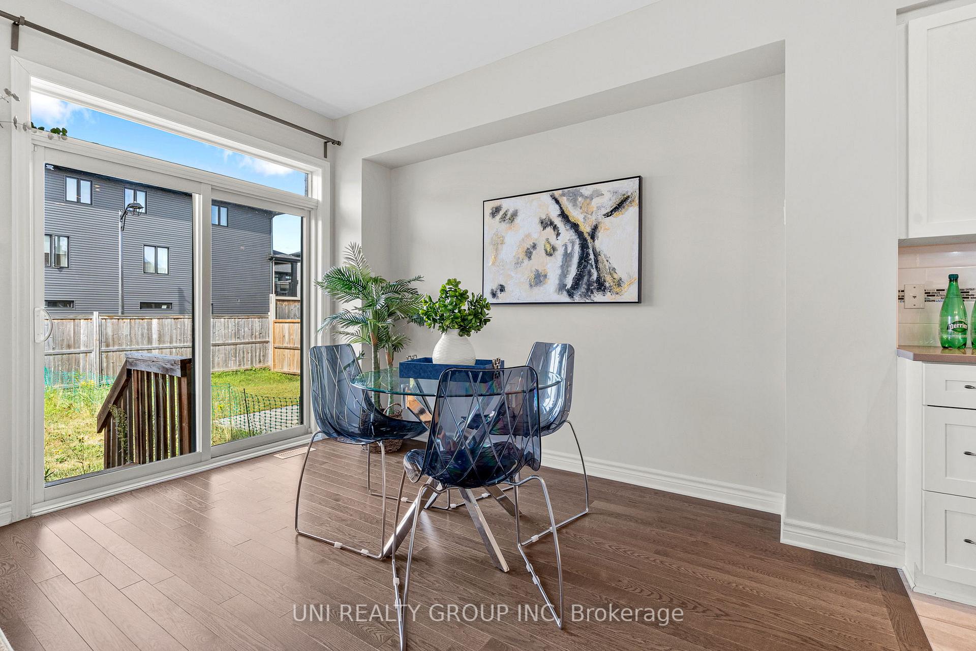 Photo 11 of 245 Dolce Crescent, Ottawa, Riverside South/Gloucester Glen — HOMEH