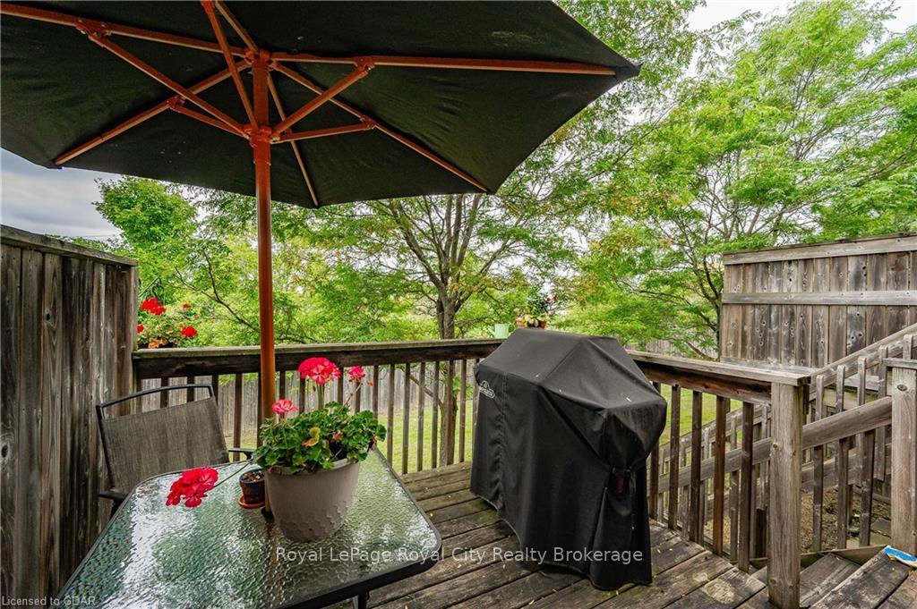 Photo 34 of Unit 40, 31 Schroder Crescent, Guelph, Grange Road — HOMEH