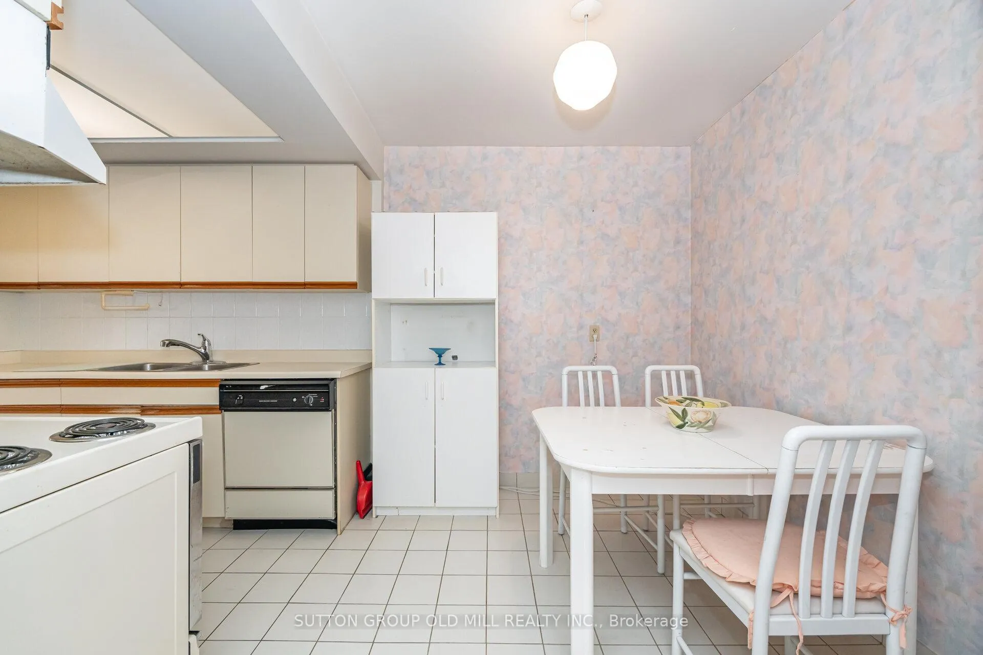 Photo 8 of Unit 504, 215 Wynford Drive, Toronto, Flemingdon Park — HOMEH