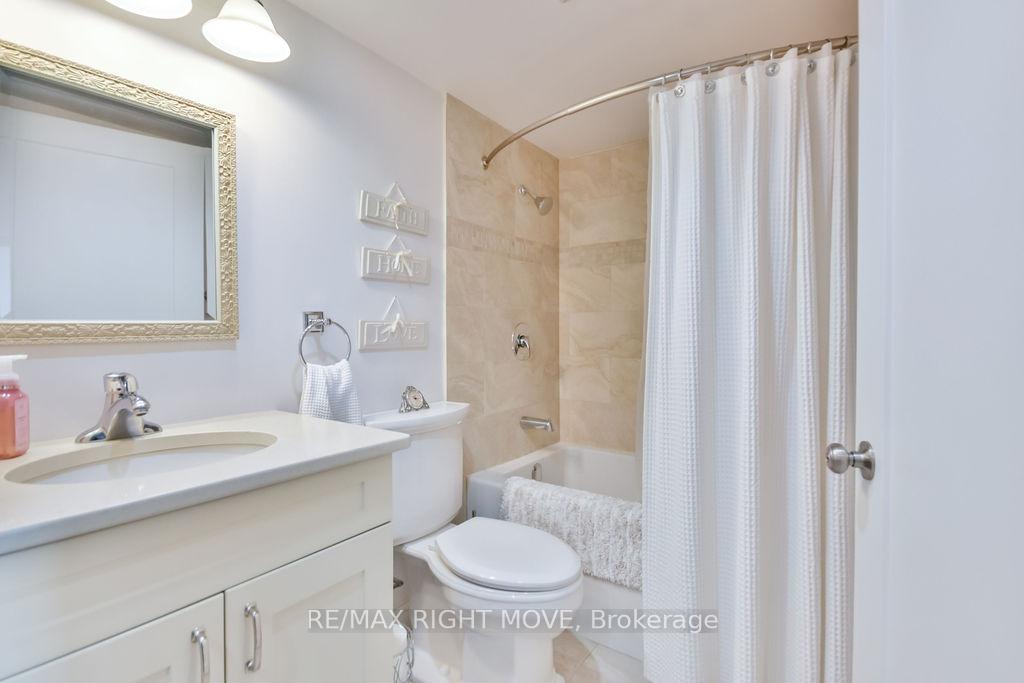 Photo 16 of Unit 1108, 150 Dunlop Street E, Barrie, City Centre — HOMEH