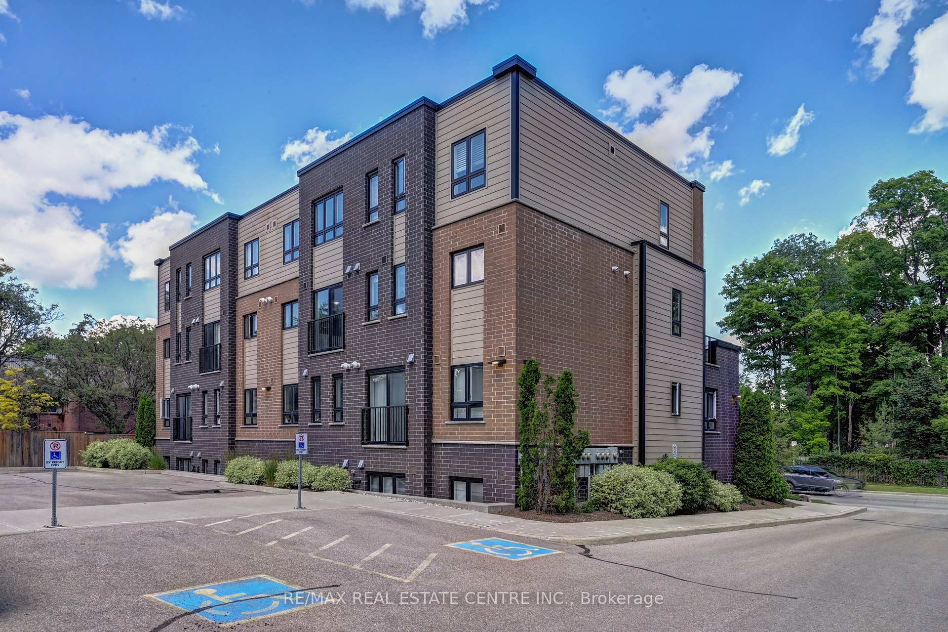 Photo 15 of Unit A4, 190 Century Hill Drive, Kitchener — HOMEH